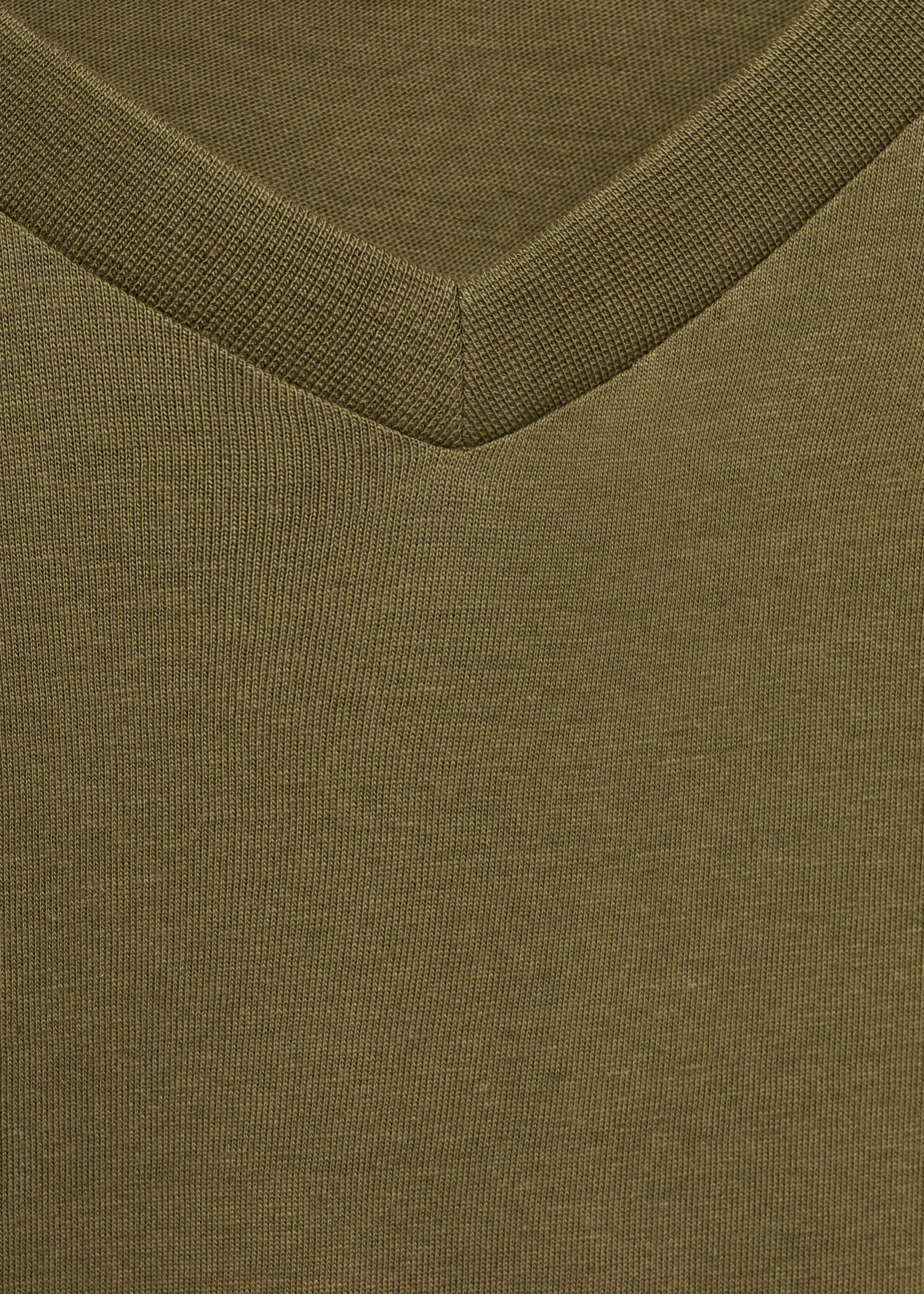V-neck T-shirt - Details of the article 8