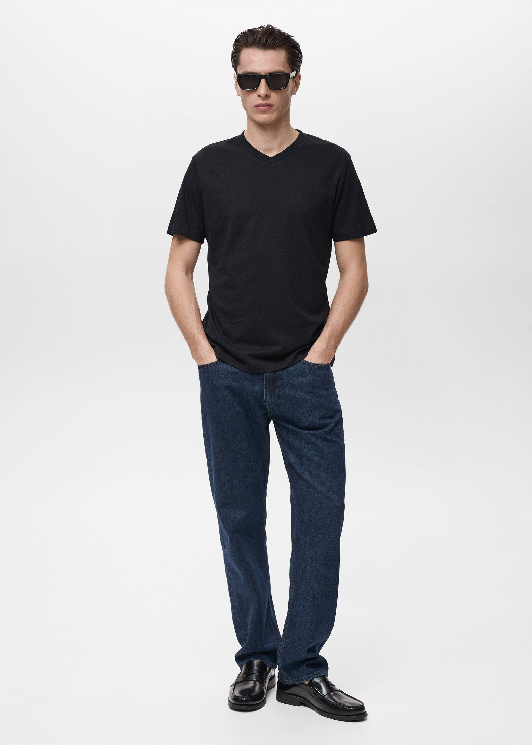 V-neck T-shirt - General plane, Black. Ref: 17051229-00.