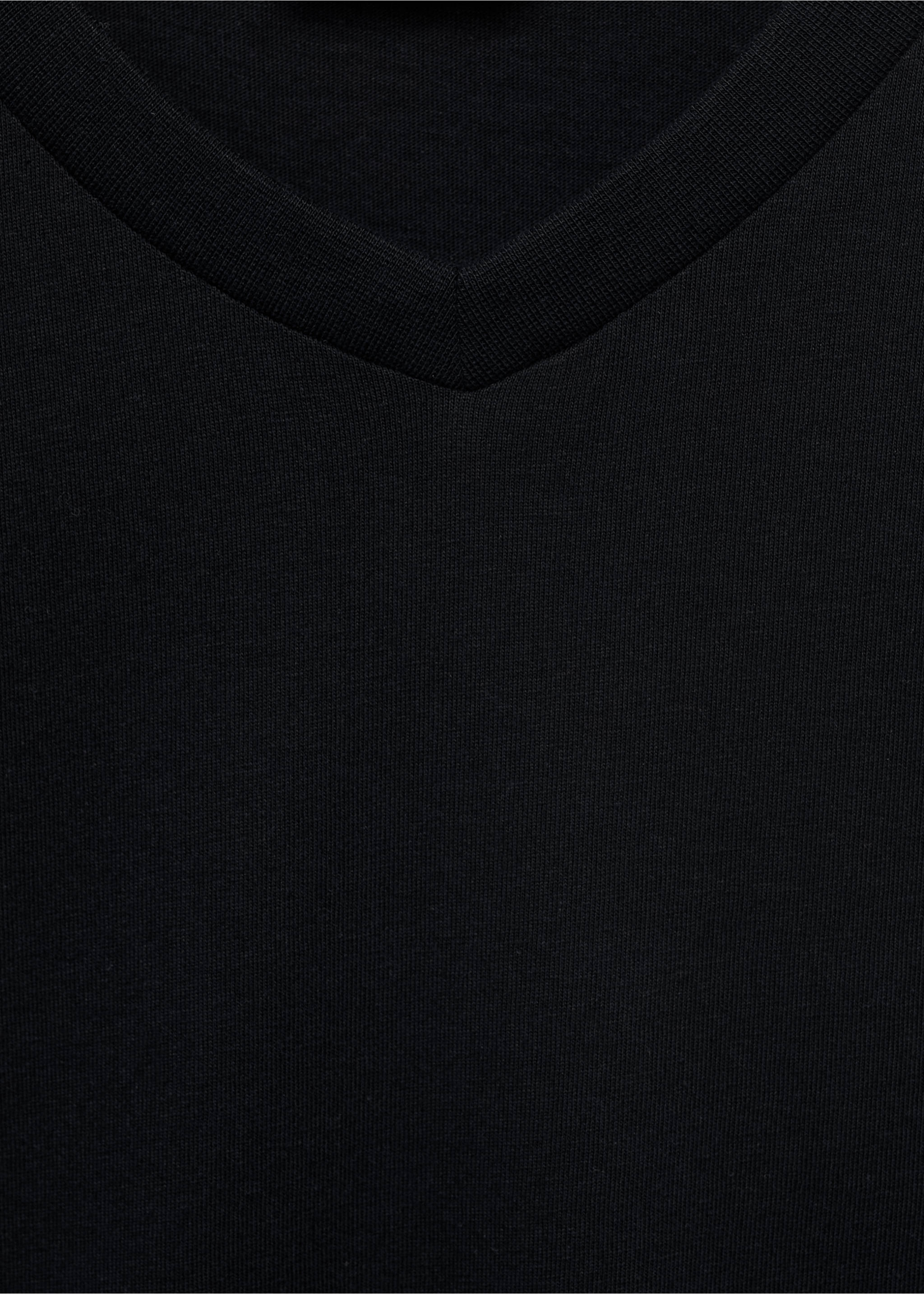 V-neck T-shirt - Details of the article 8, Black. Ref: 17051229-00.