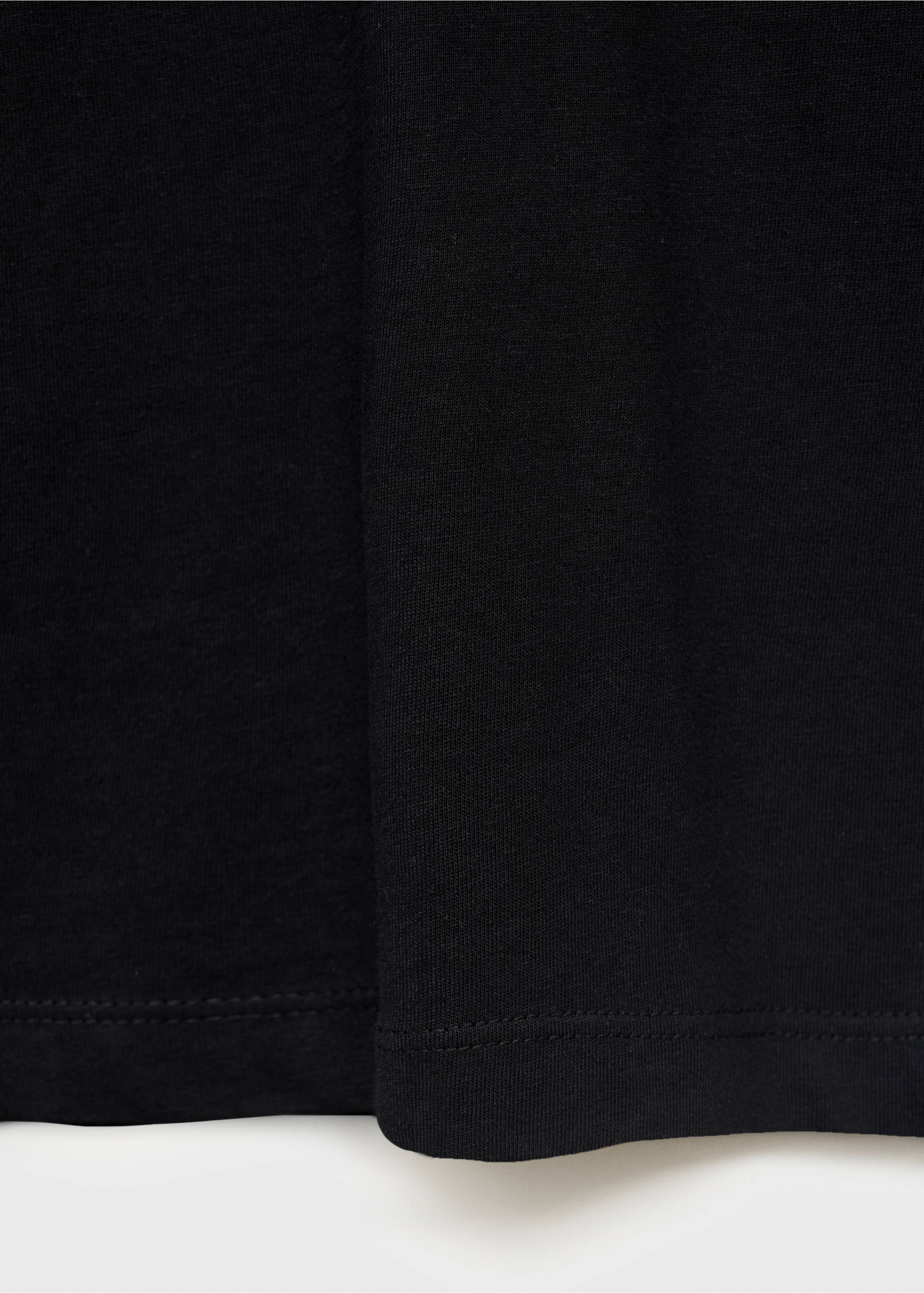 V-neck T-shirt - Details of the article 0, Black. Ref: 17051229-00.