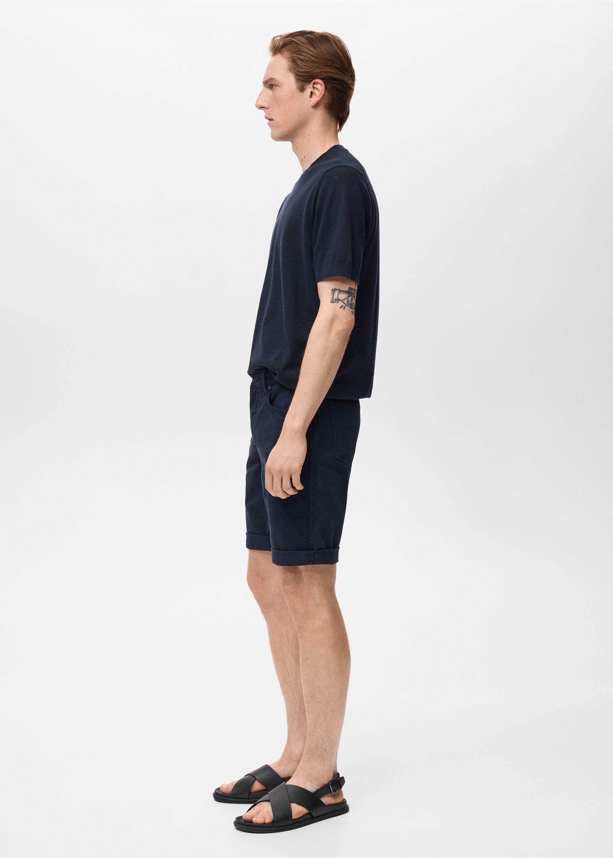 Bermuda en jean slim fit - Détail de l'article 2, Bleu marine. Ref: 17051230-00.