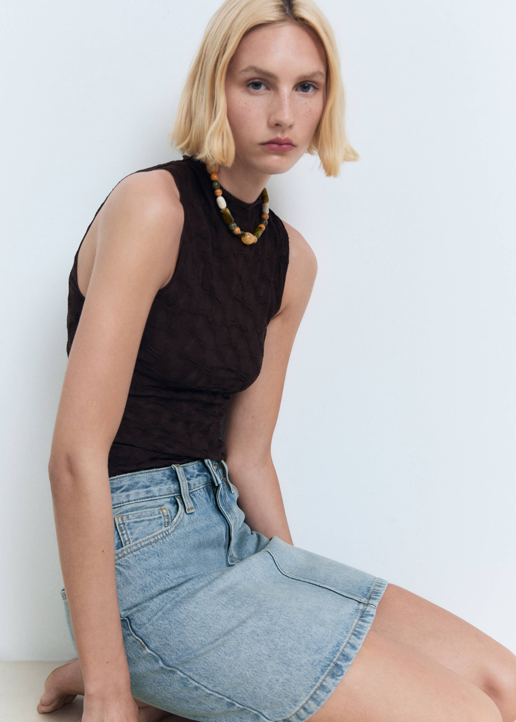 Short denim skirt - Details of the article 2