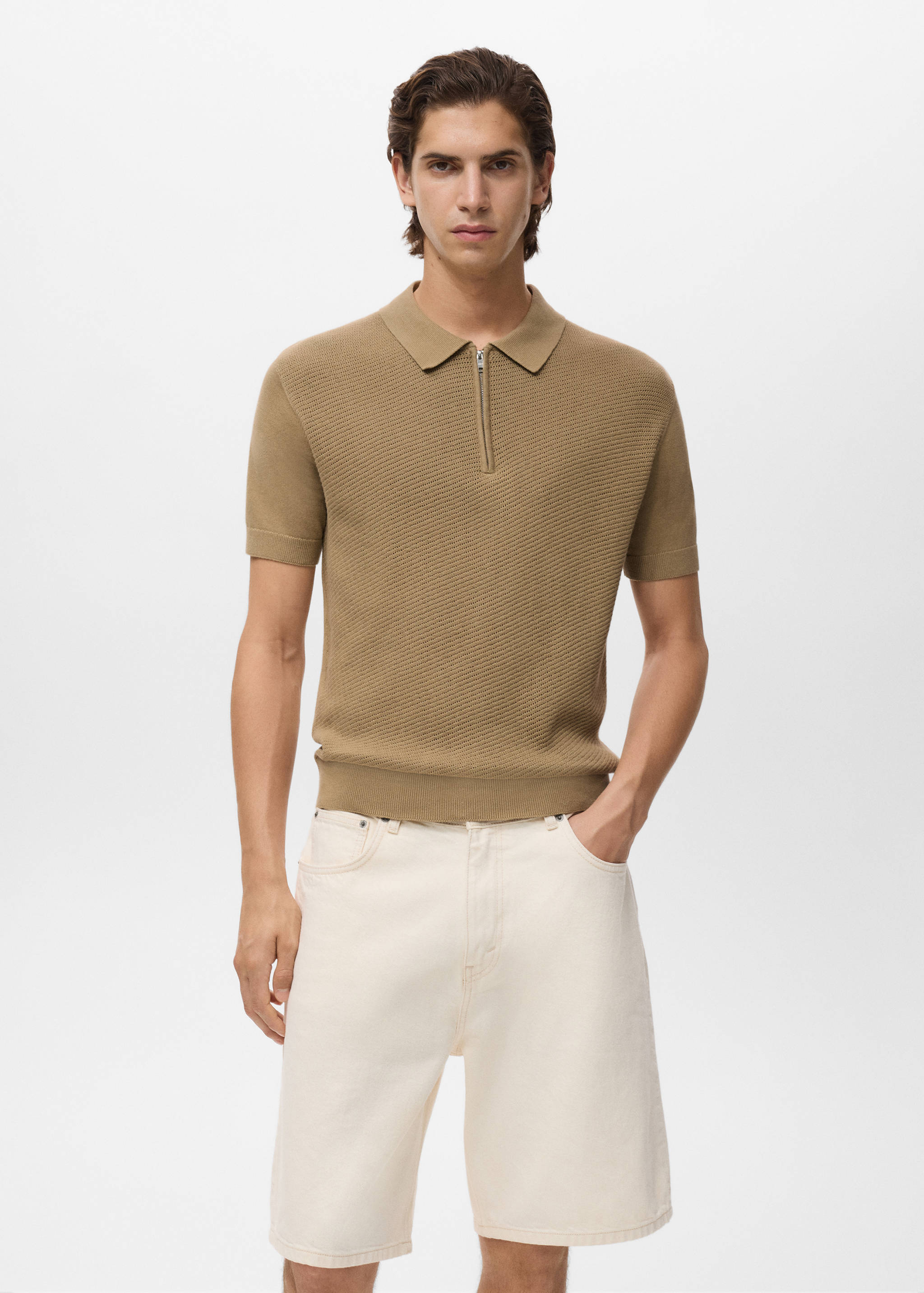 Openwork knitted polo shirt with zip - Men | MANGO OUTLET Romania