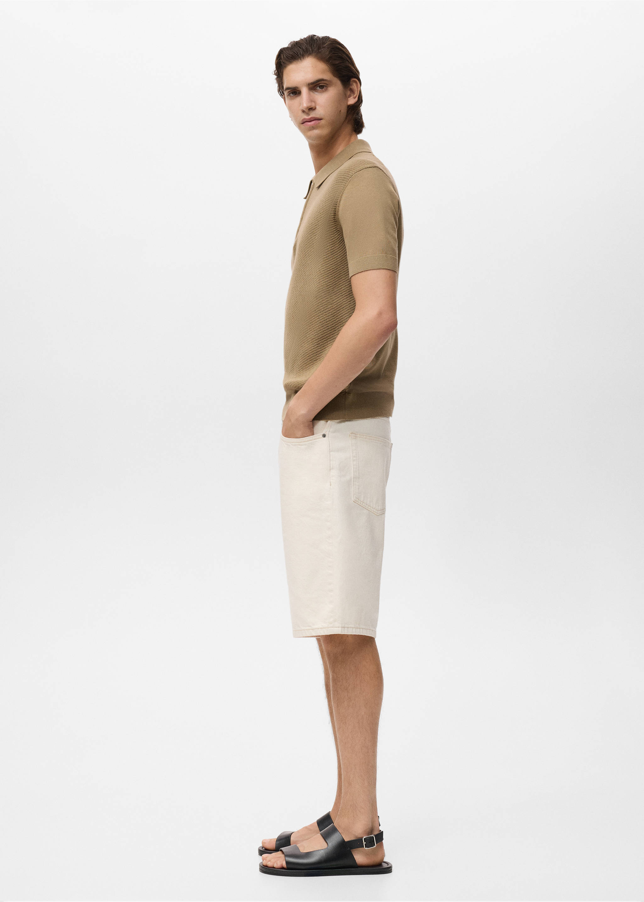 Openwork knitted polo shirt with zip - Details of the article 2, Beige. Ref: 17051242-00.