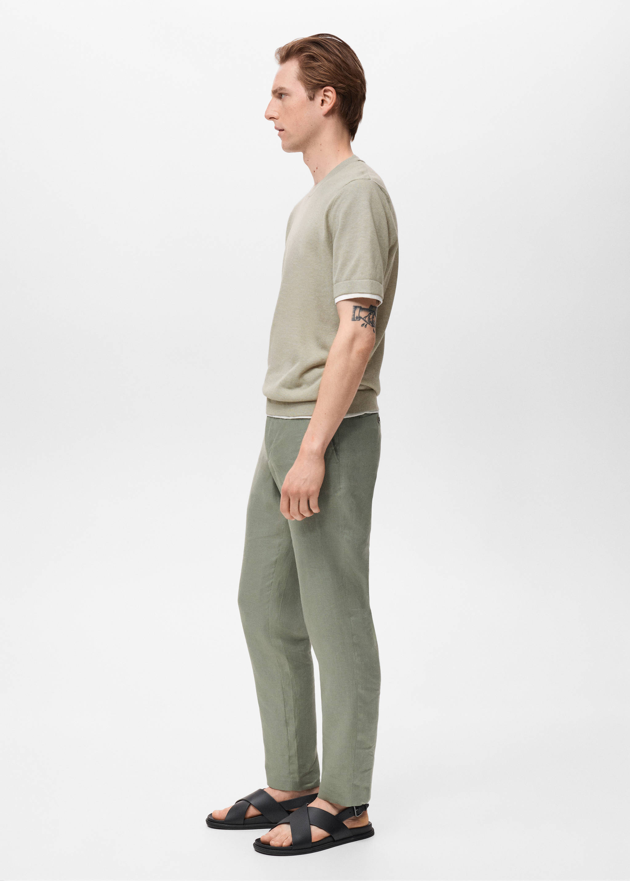 Contrasting cotton-blend T-shirt - Details of the article 2