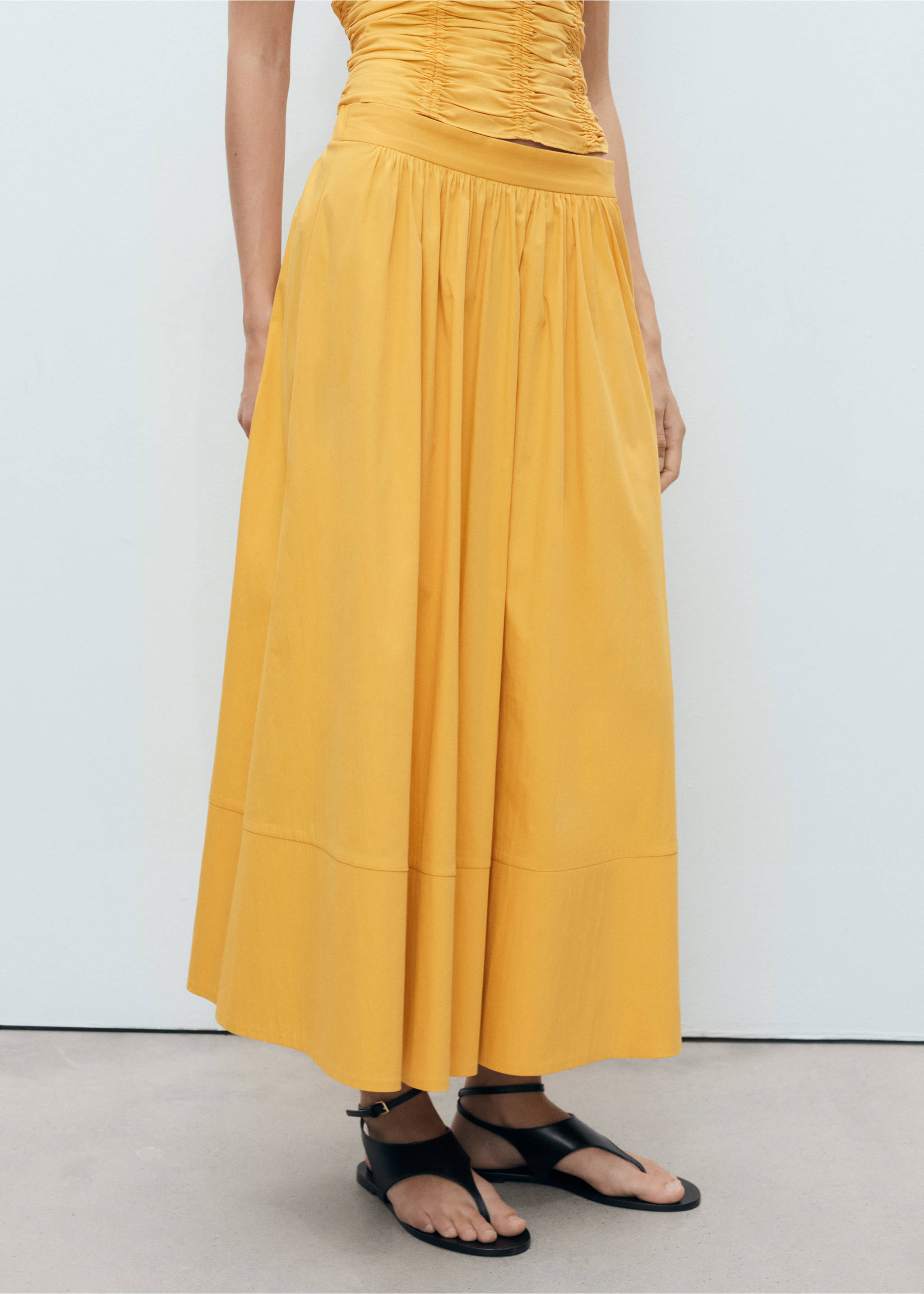 Long gathered skirt - Medium plane, Mustard. Ref: 17051260-00.