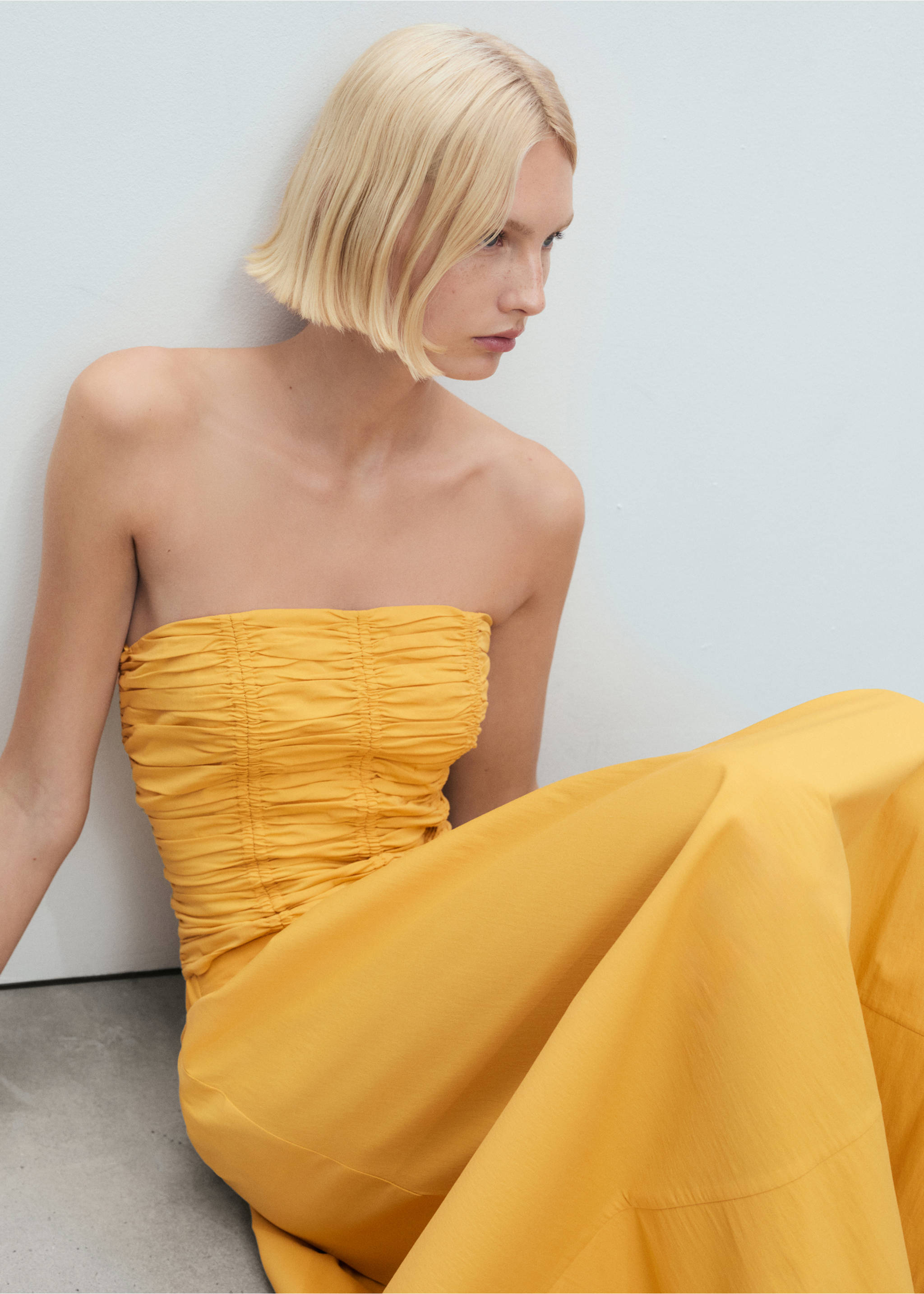 Long gathered skirt - Details of the article 1, Mustard. Ref: 17051260-00.