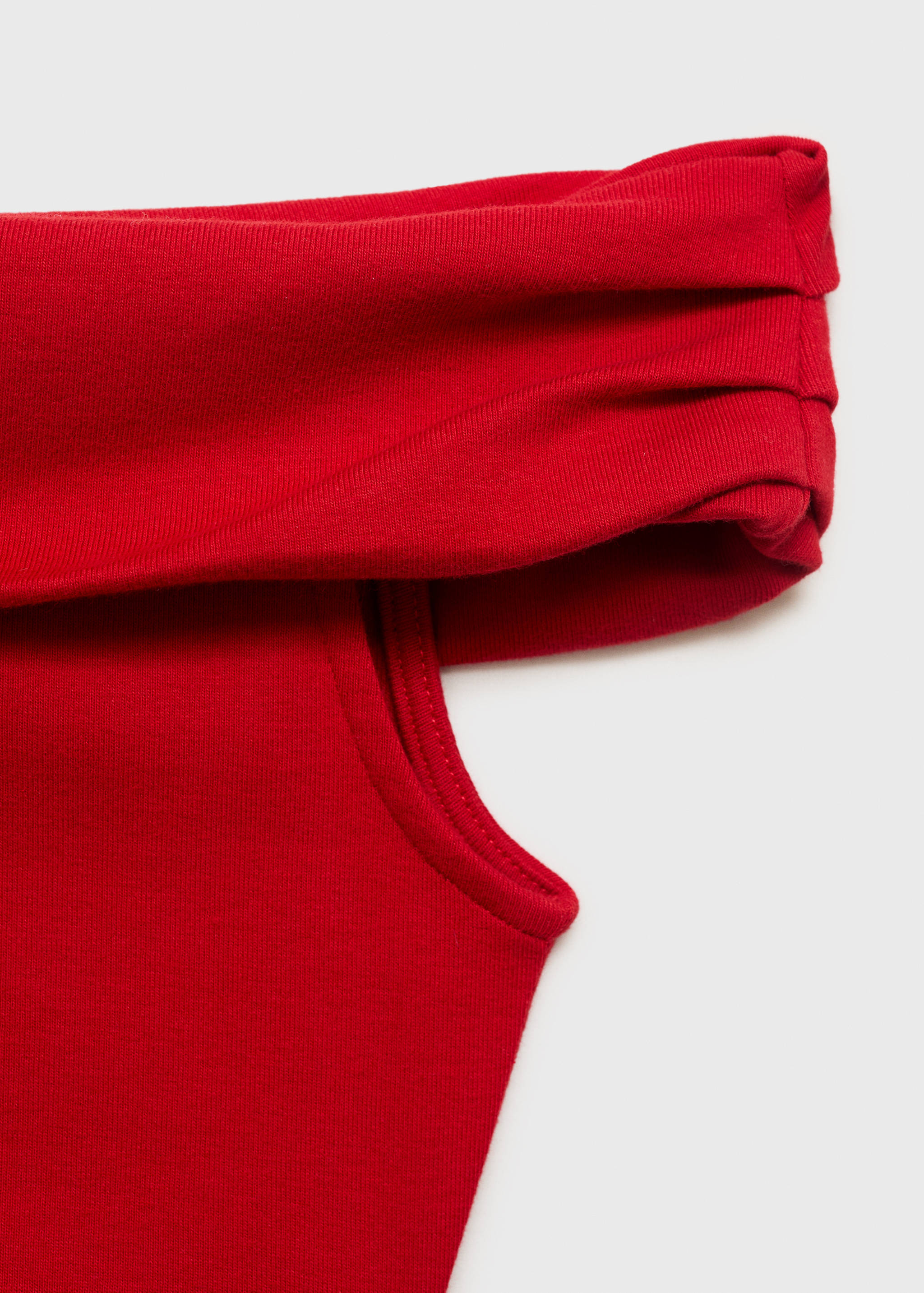 Axelbandslös klänning - Detaljer om artikeln 8