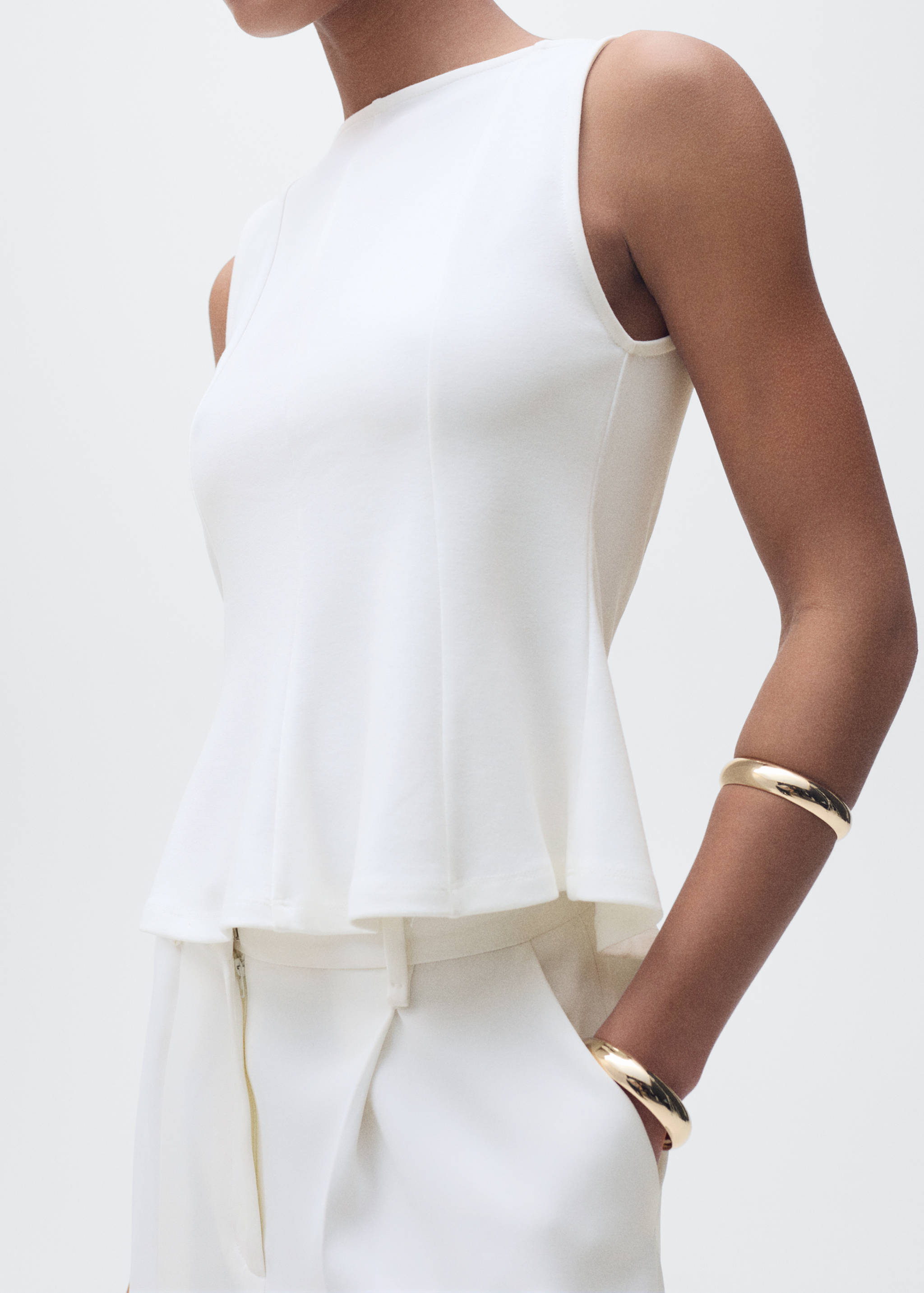 Peplum top with seam detail - Details of the article 1