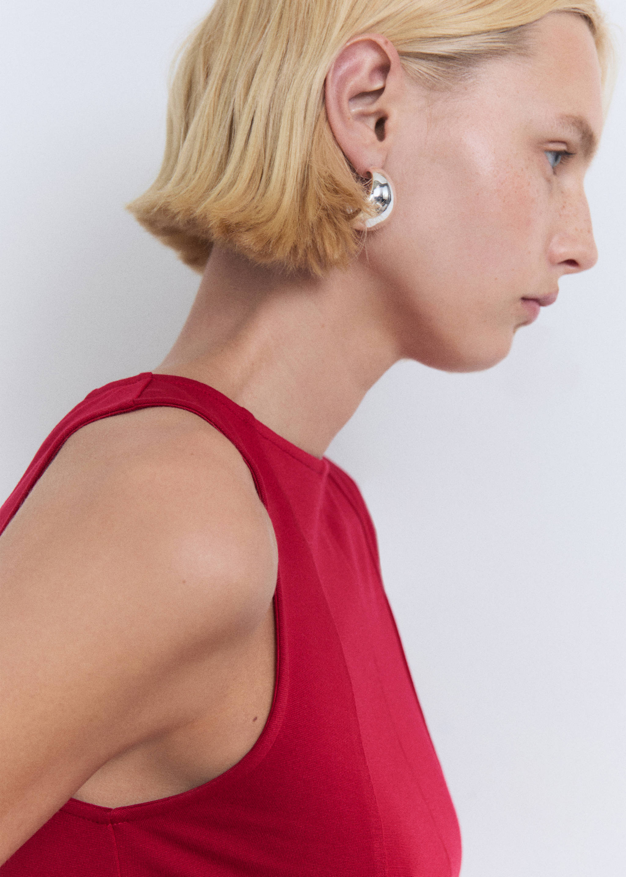 Peplum top with seam detail - Details of the article 1