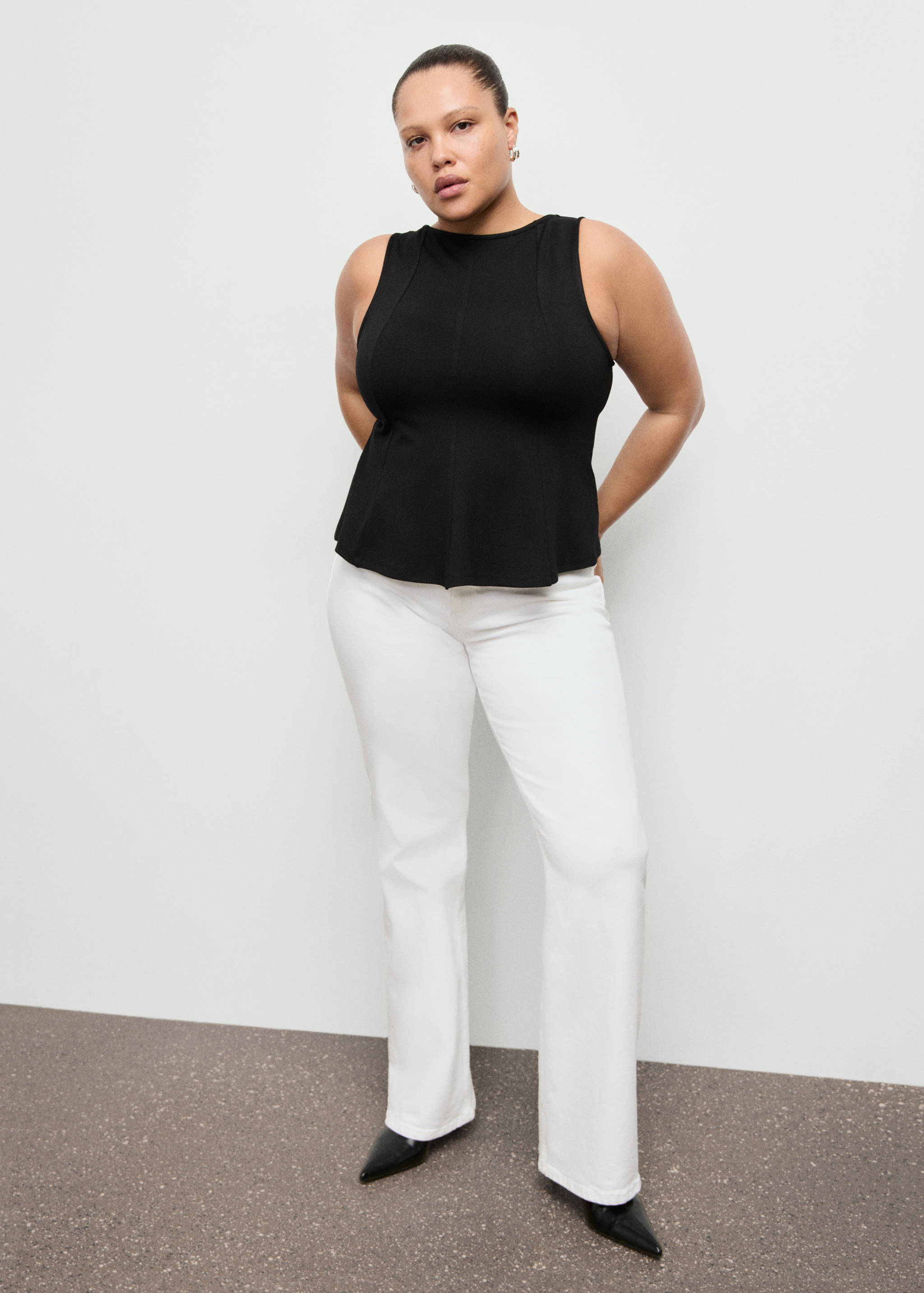 Peplum top with seam detail - Details of the article 3