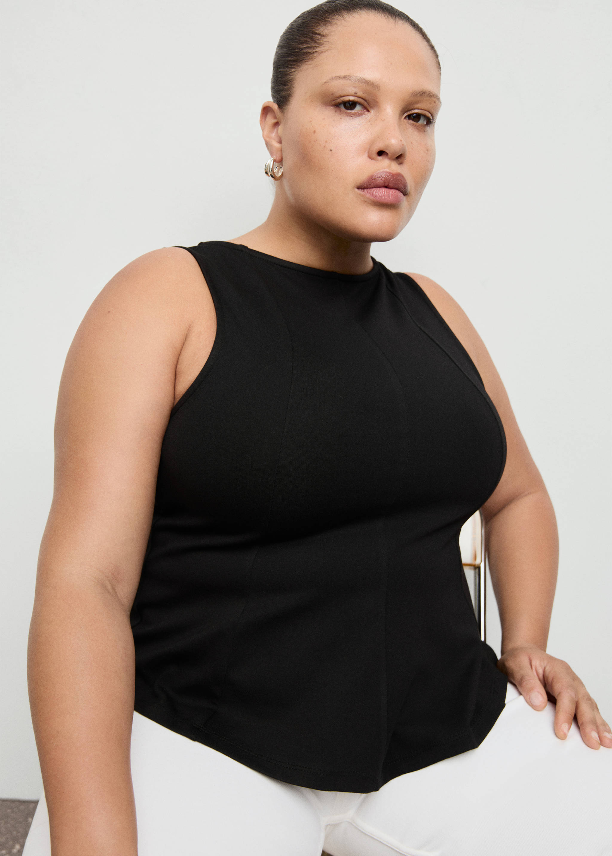 Peplum top with seam detail - Details of the article 5