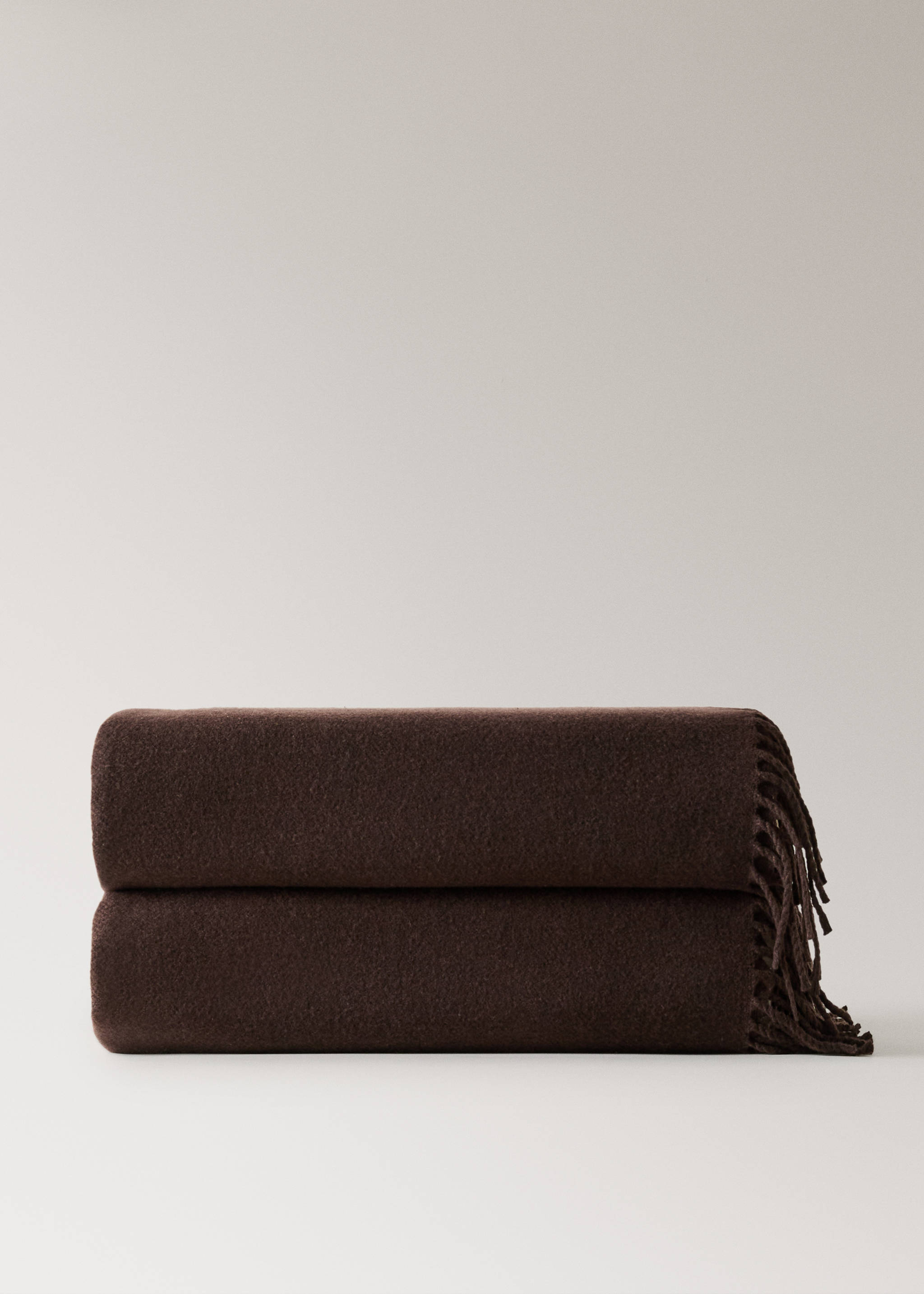 Wool-blend blanket with fringes - Article without model