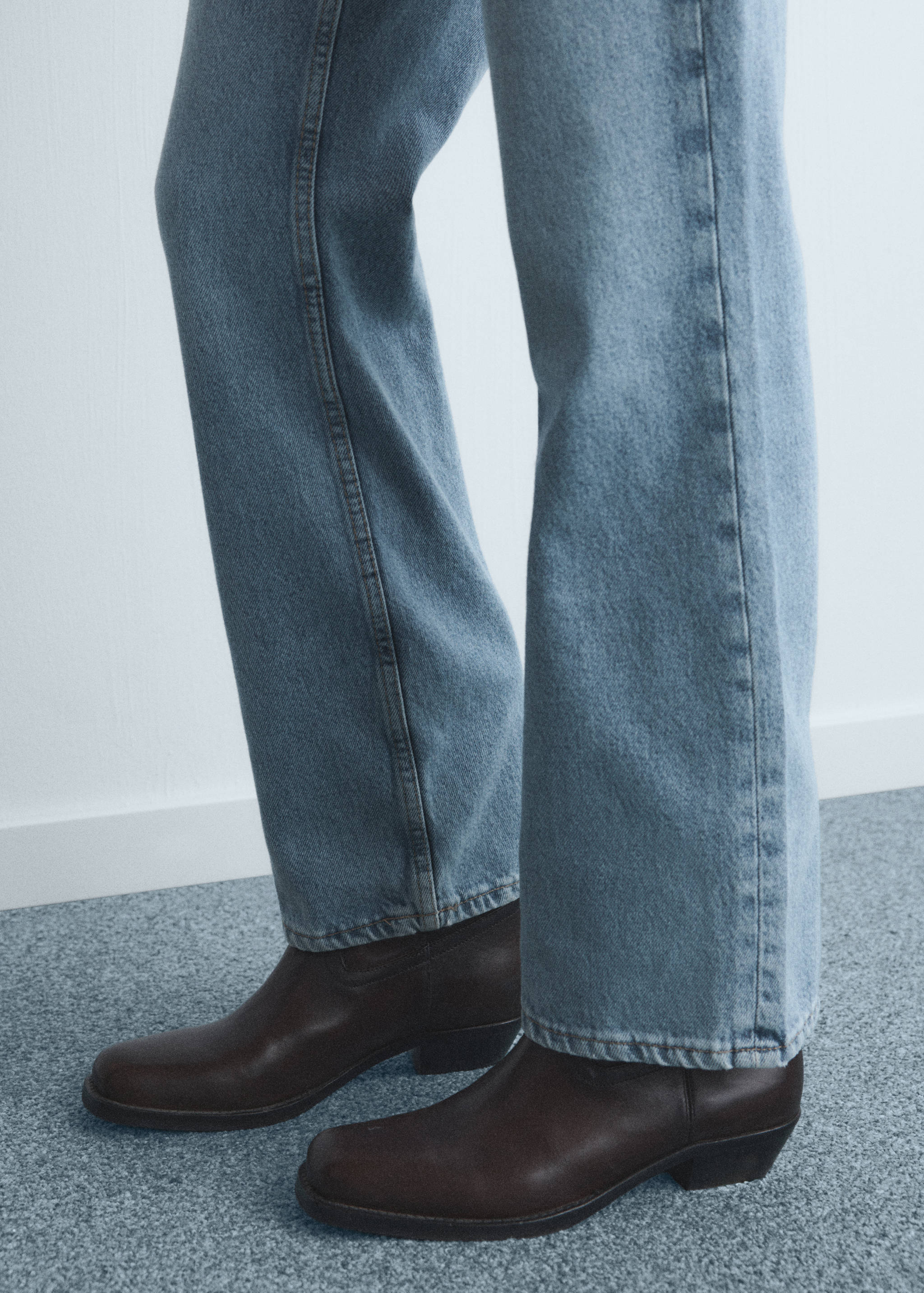 Matilda medium-rise straight-fit jeans - Details of the article 2