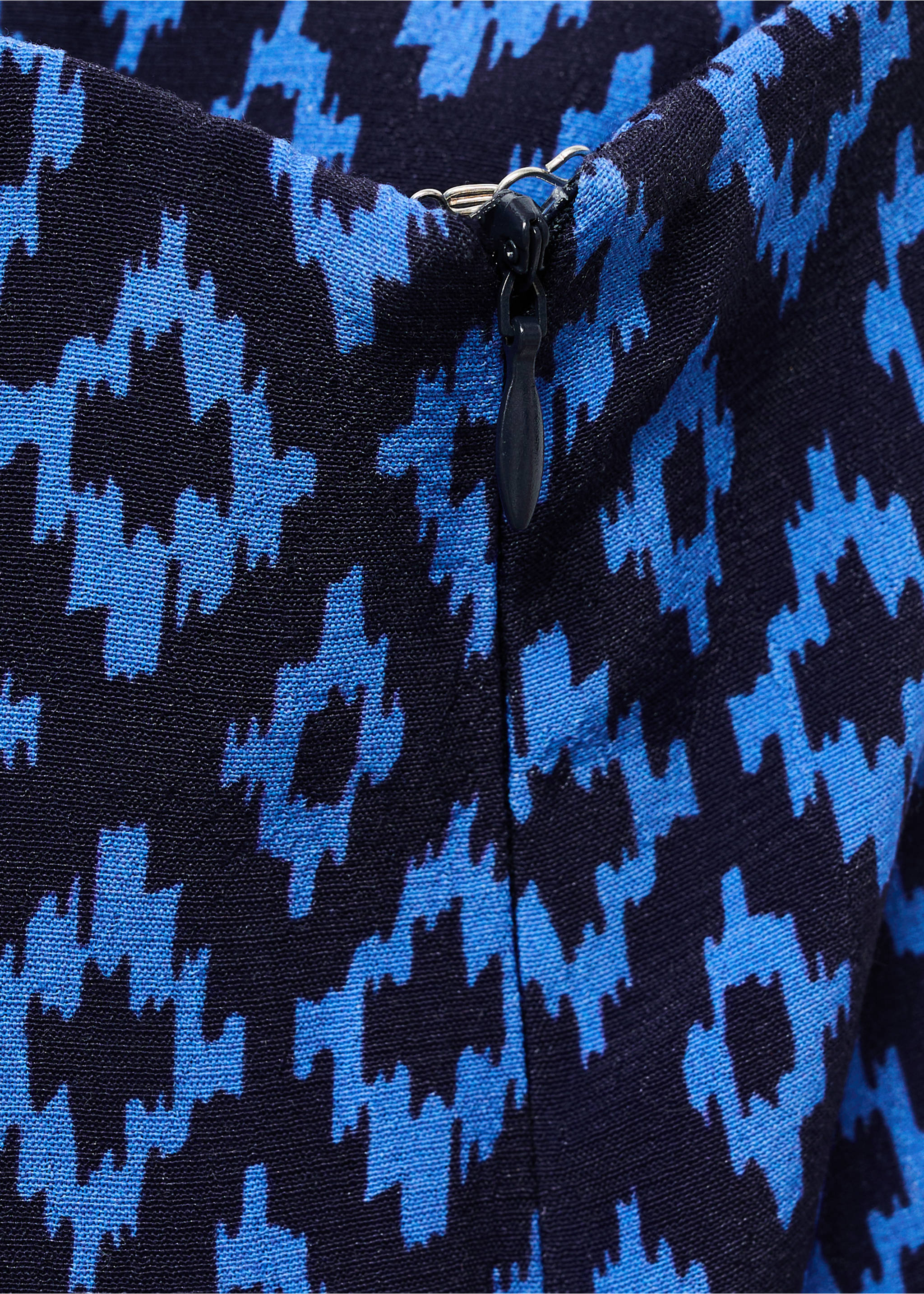 Flowy printed dress - Details of the article 8, Navy. Ref: 17051289-00.