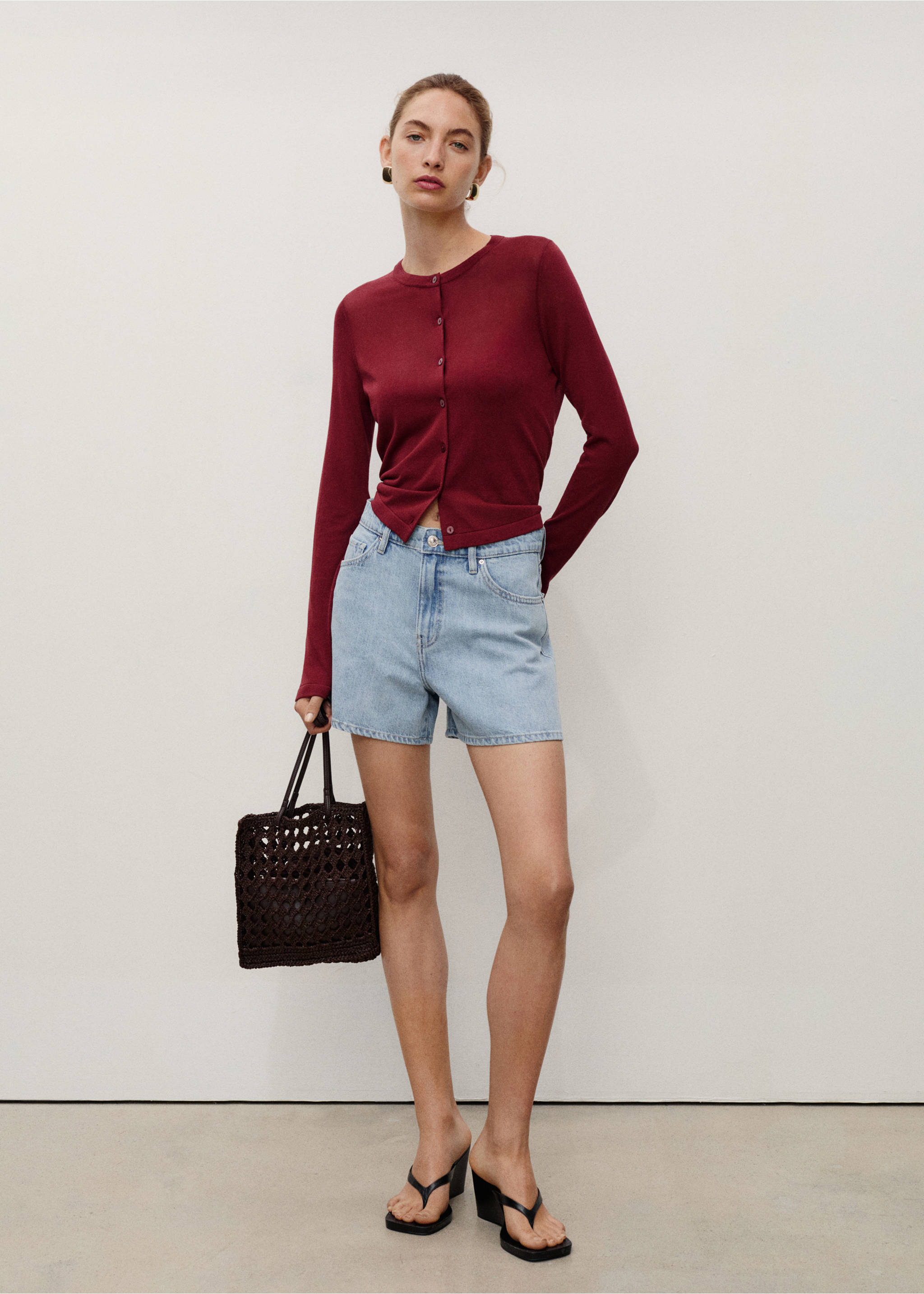 High-waisted straight-fit denim shorts - General plane, Light Blue. Ref: 17051514-00.
