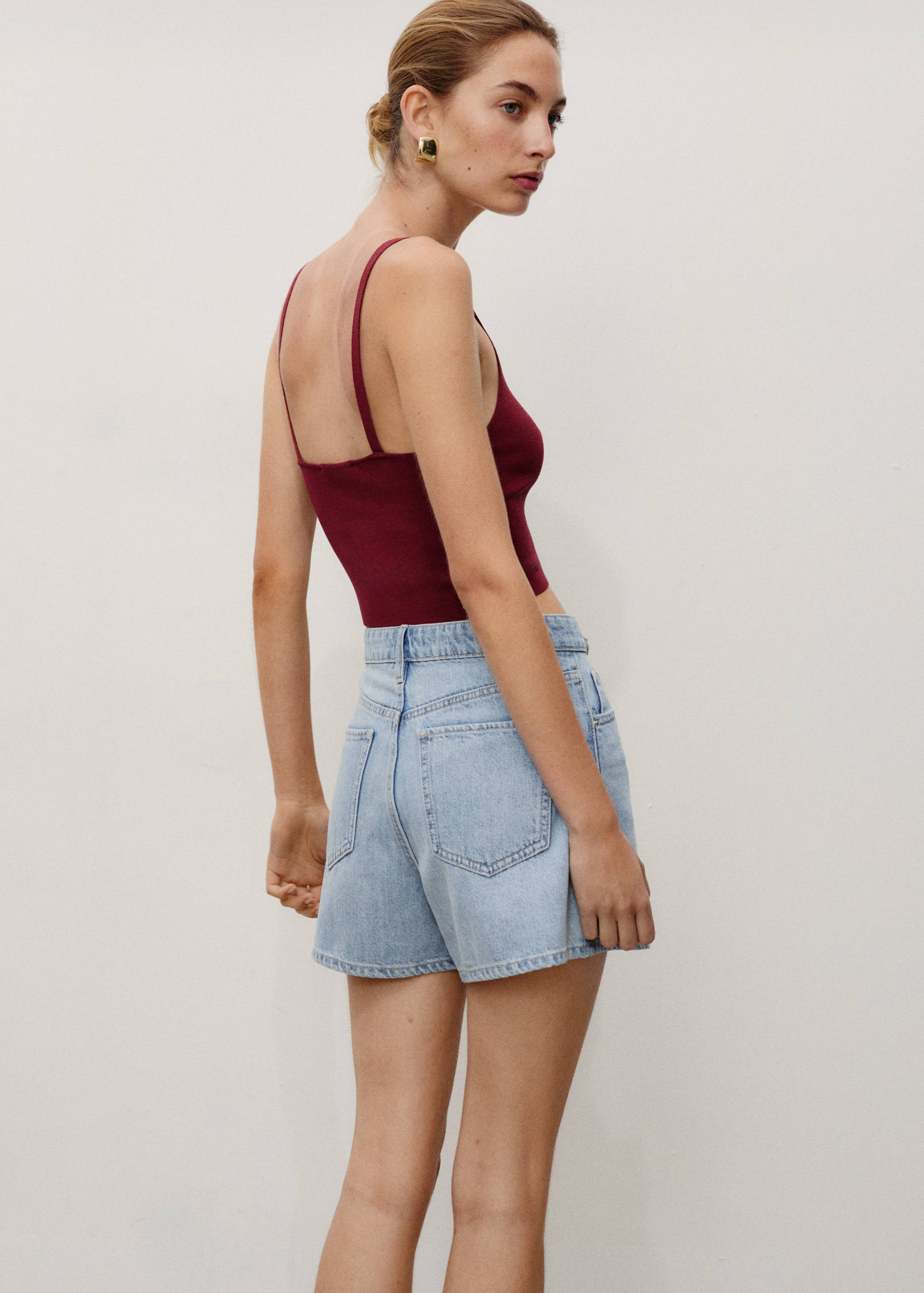 High-waisted straight-fit denim shorts - Reverse of the article