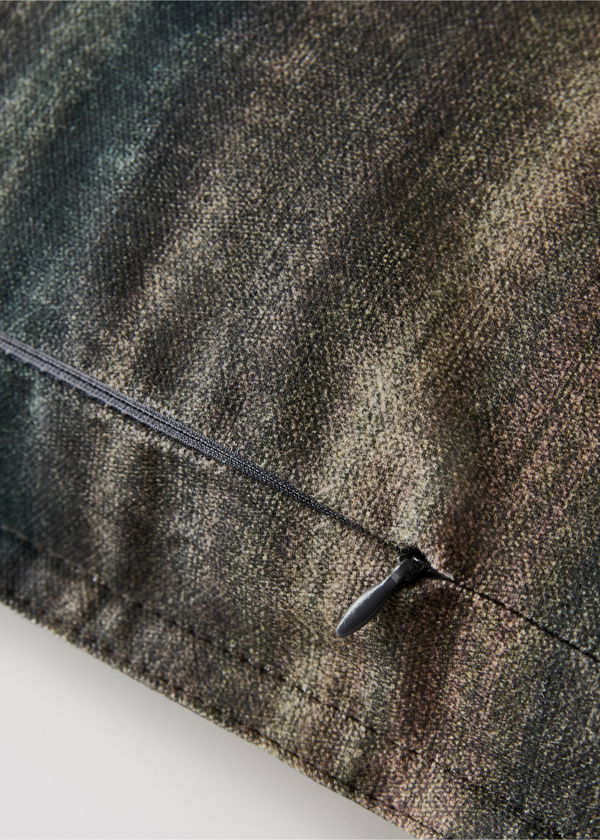 Close-up of a cushion cover showing the zipper detail and textured pattern., Ink Blue. Ref: 17051590-00.