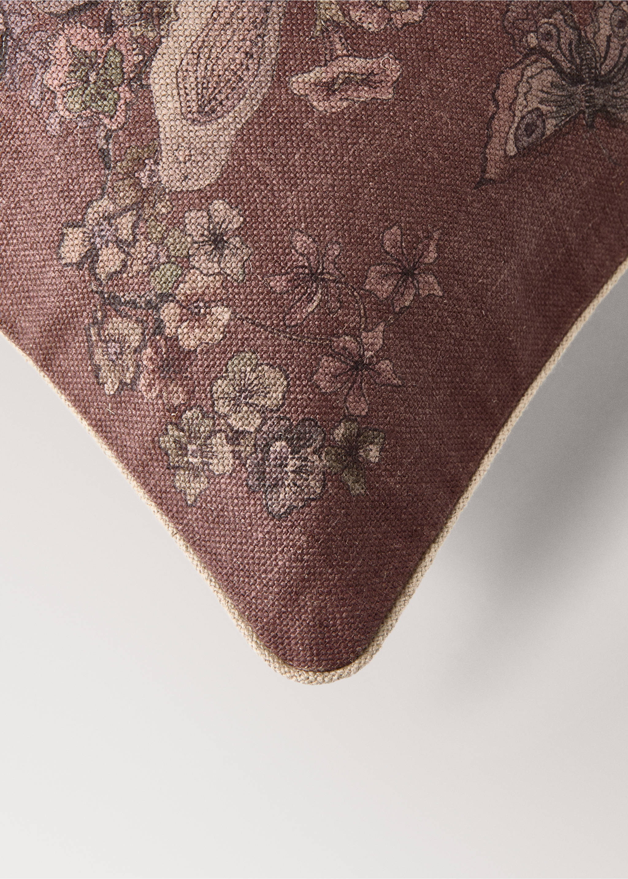 Lněný povlak na polštářek s květinovým vzorem 40x60 cm - Detail zboží 2, Švestka. Ref: 17051591-00.