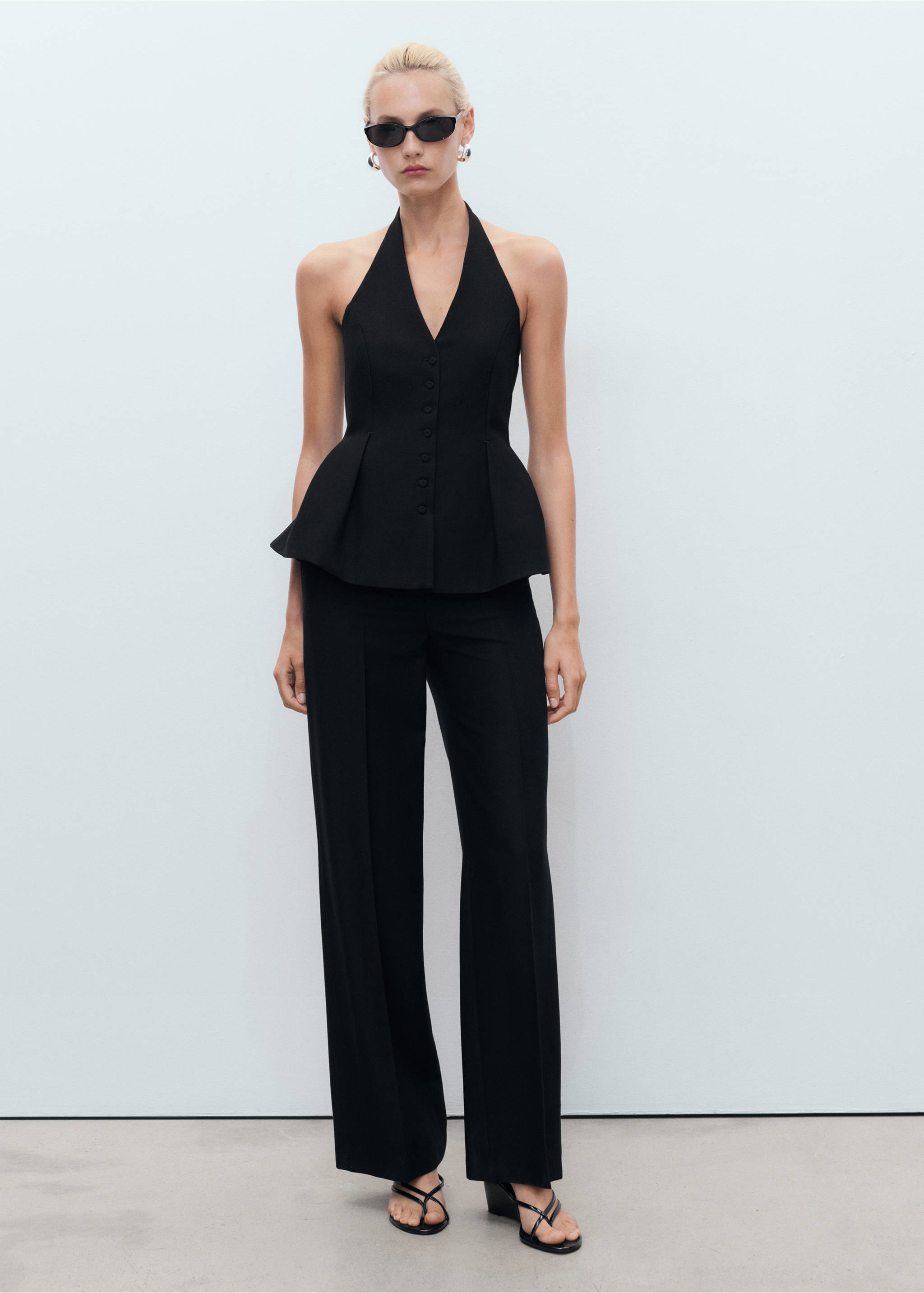 Halter-neck peplum waistcoat - General plane, Black. Ref: 17052038-00.