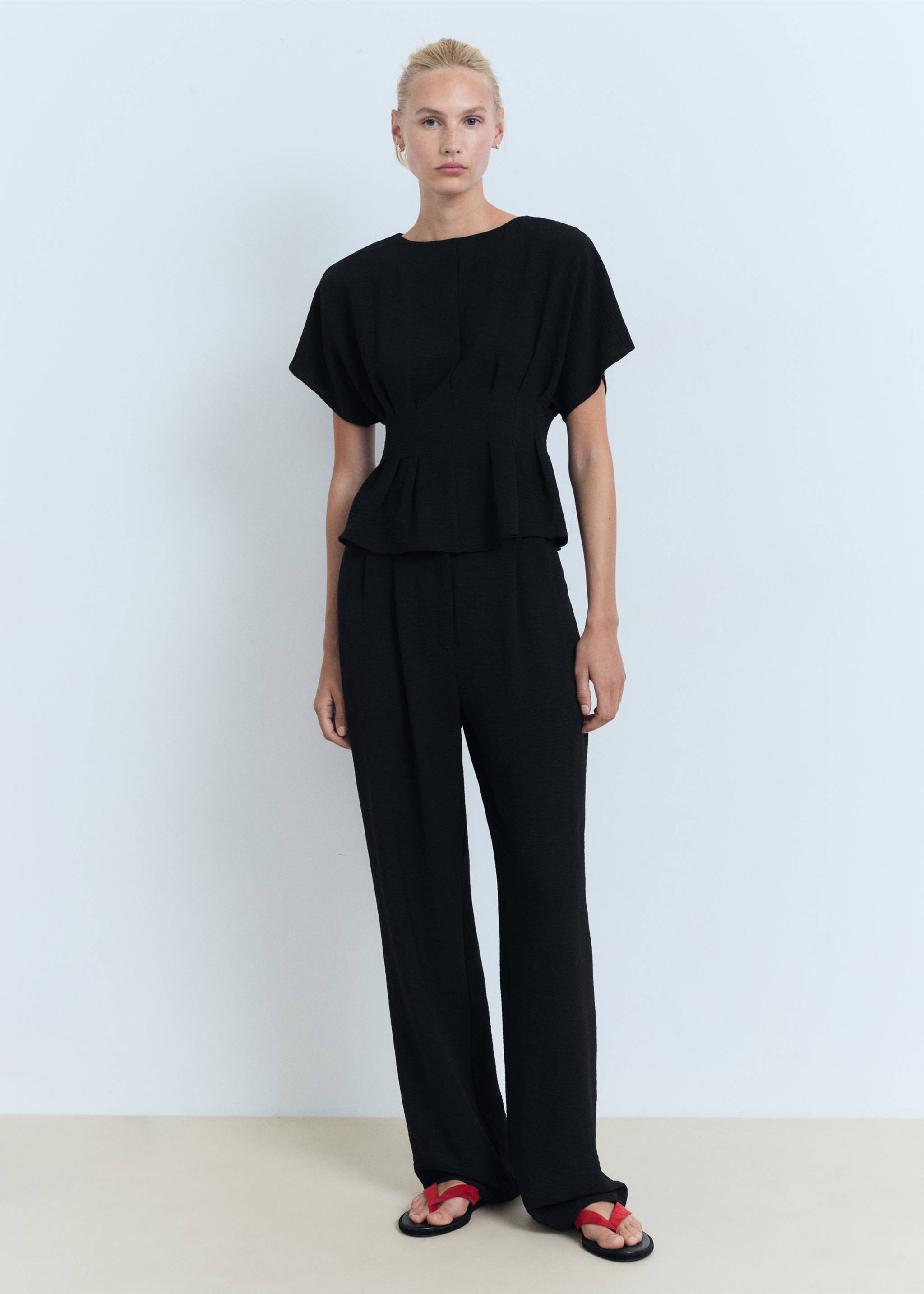 Taillierte Peplum-Bluse - Allgemeine Ansicht, Schwarz. Ref: 17052536-00.