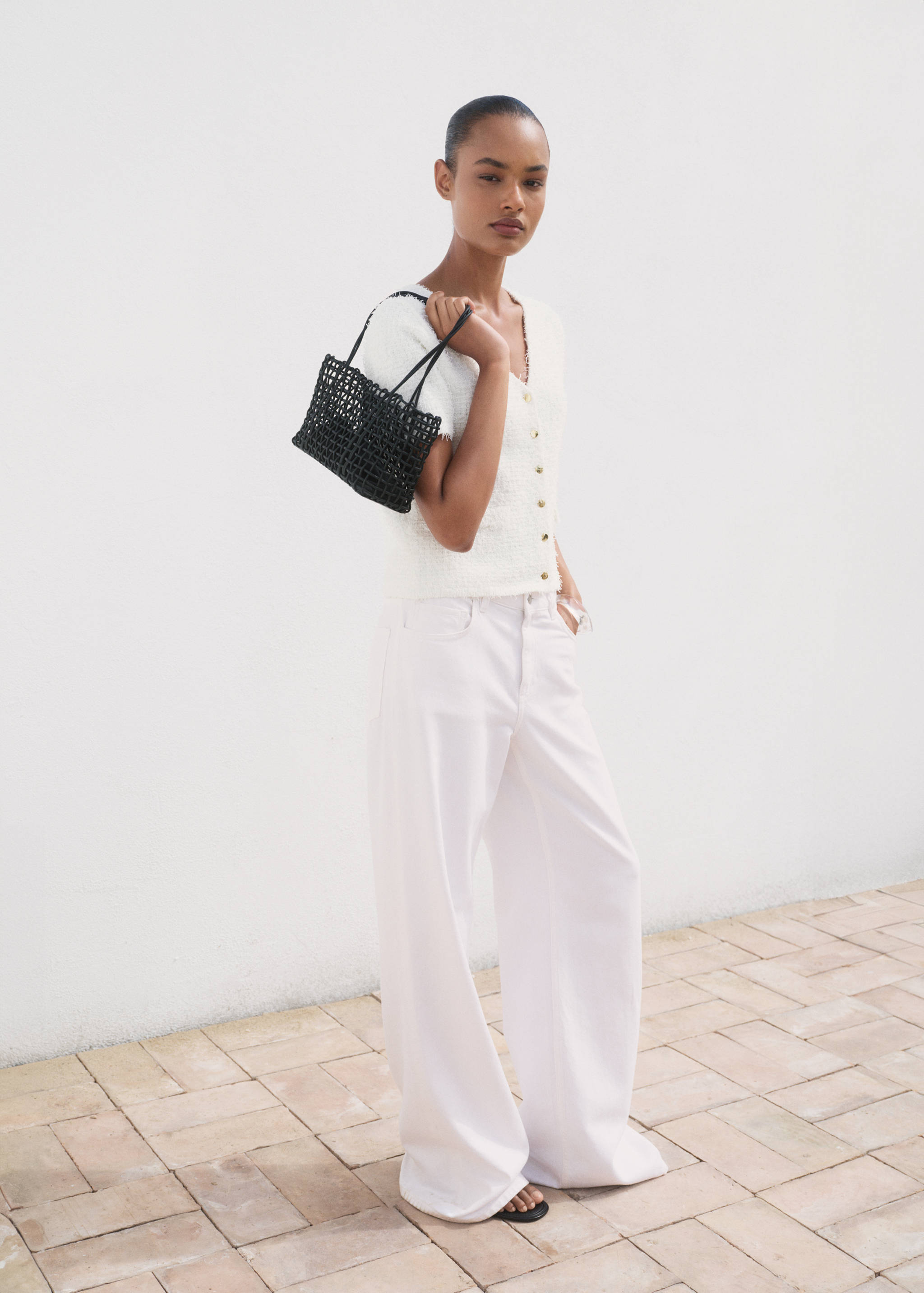 Short-sleeved bouclé cardigan - General plane