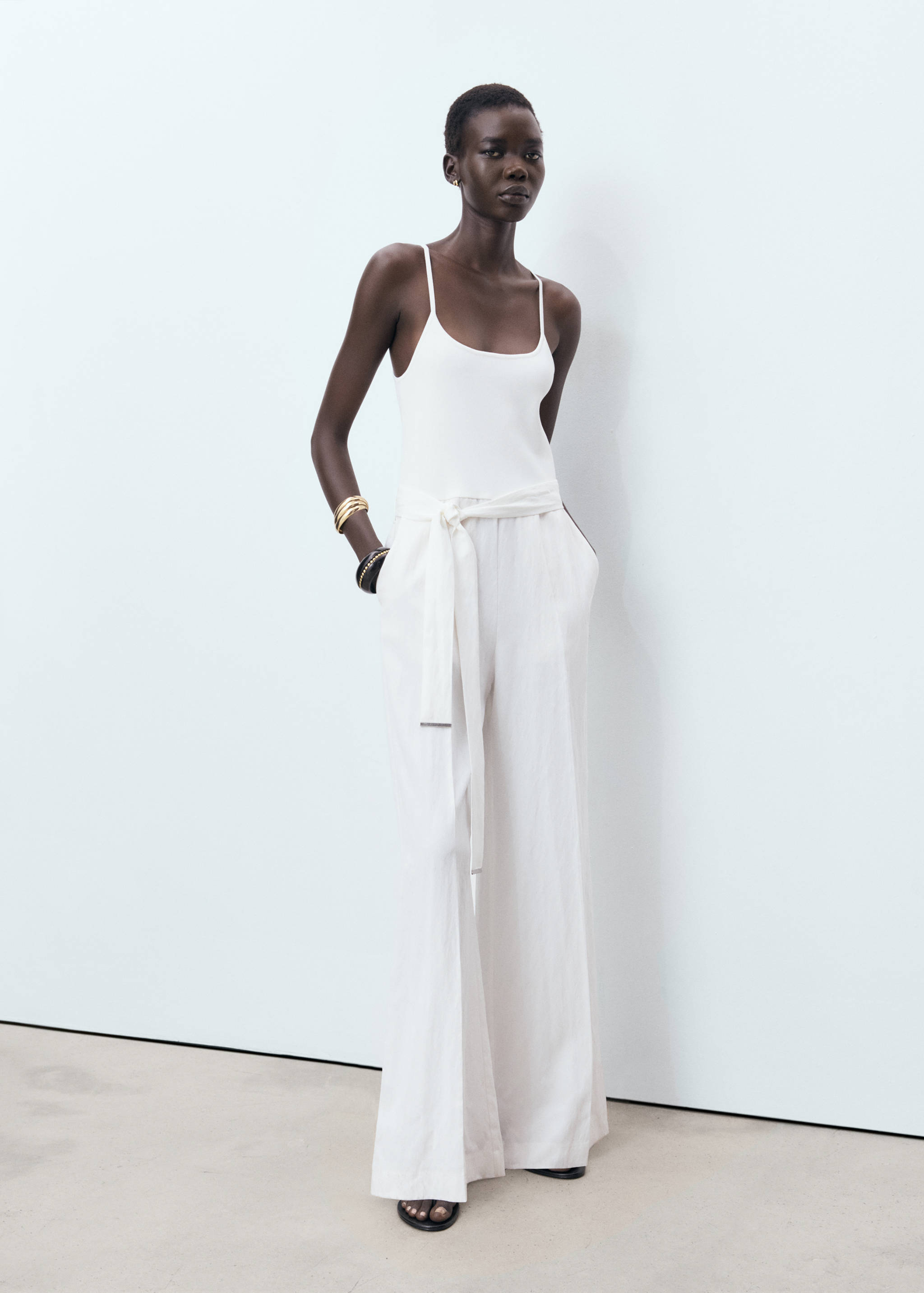 Jumpsuit with belt - General plane