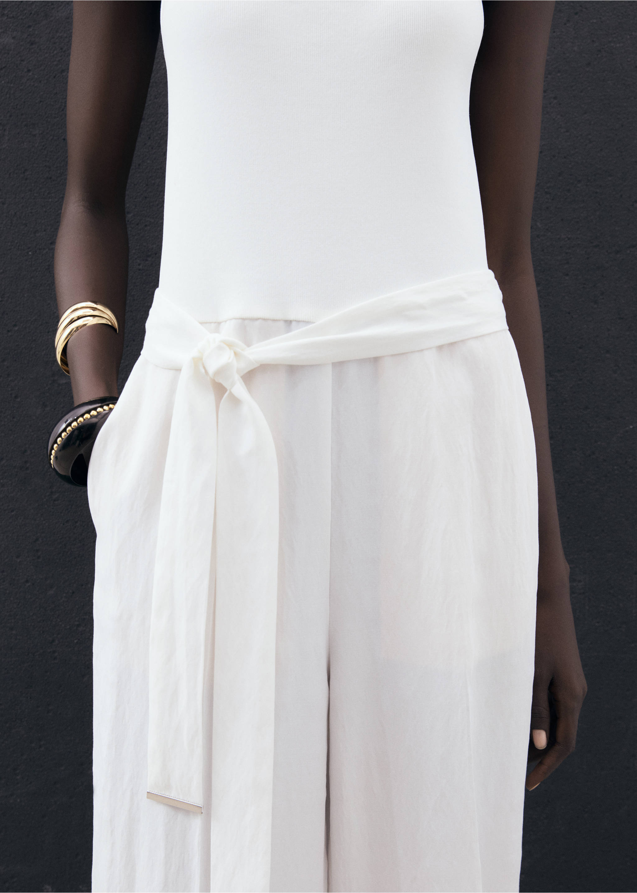 Jumpsuit with belt - Details of the article 3, Off White. Ref: 17053279-00.