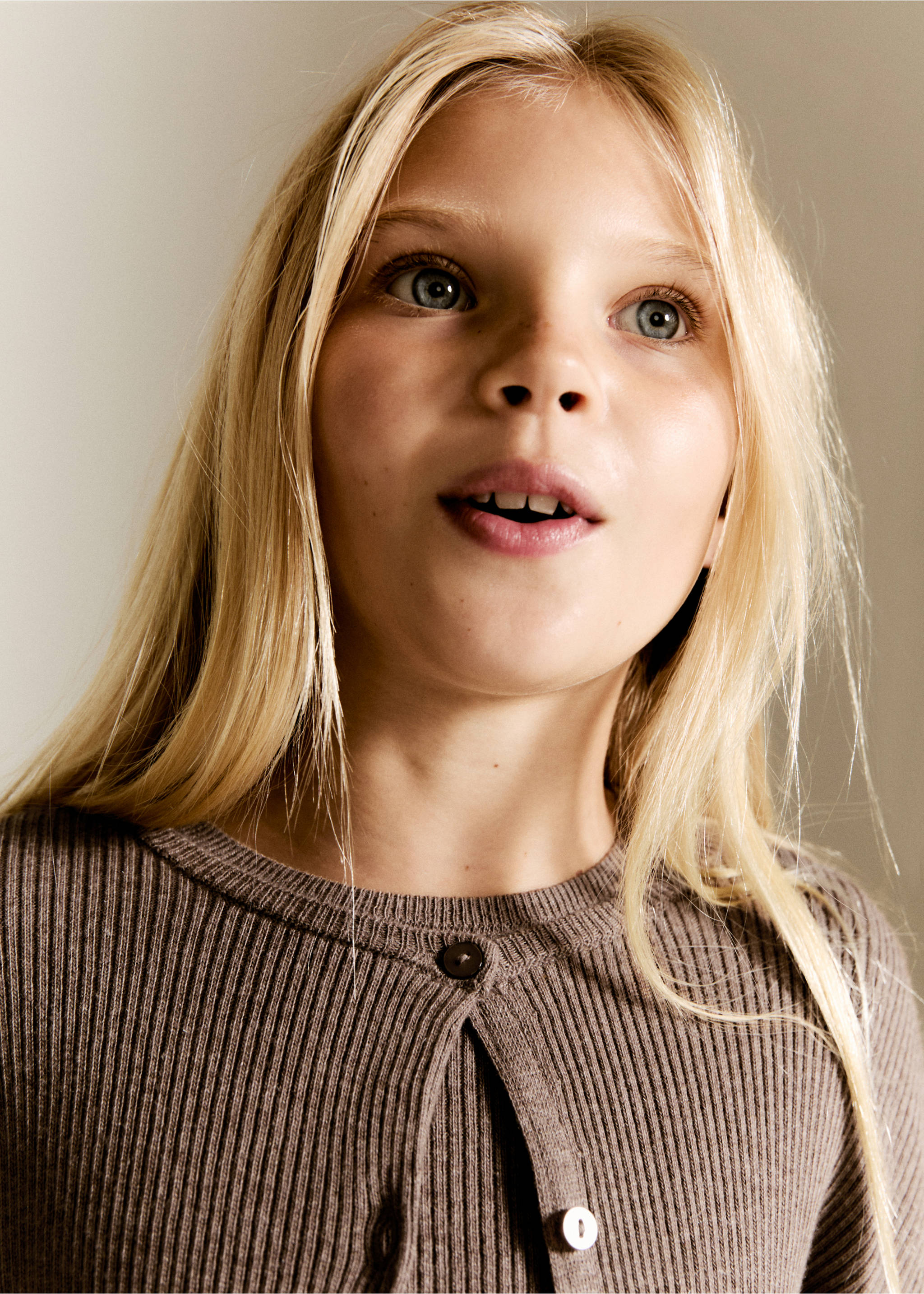 Ribbed knit cardigan - Details of the article 1, Brown. Ref: 17053280-00.
