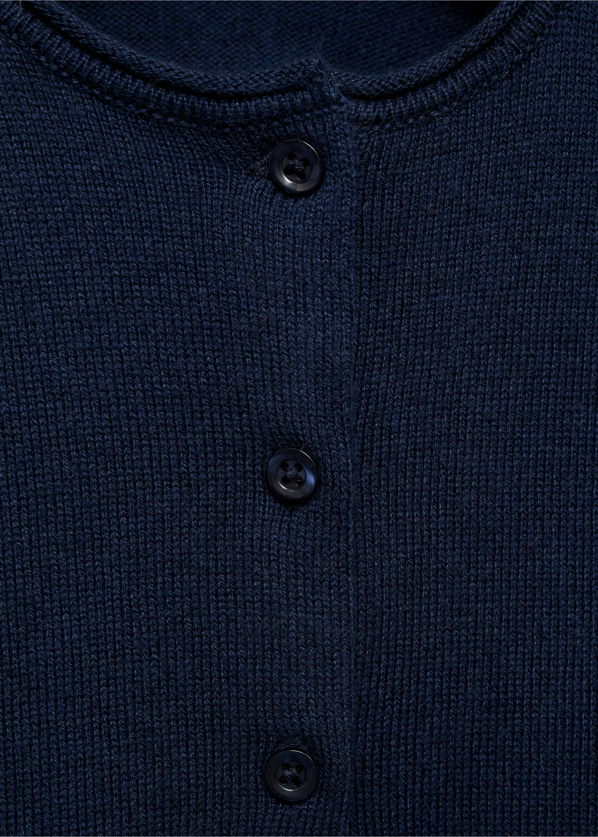 Knitted button cardigan - Details of the article 8, Navy. Ref: 17053281-00.