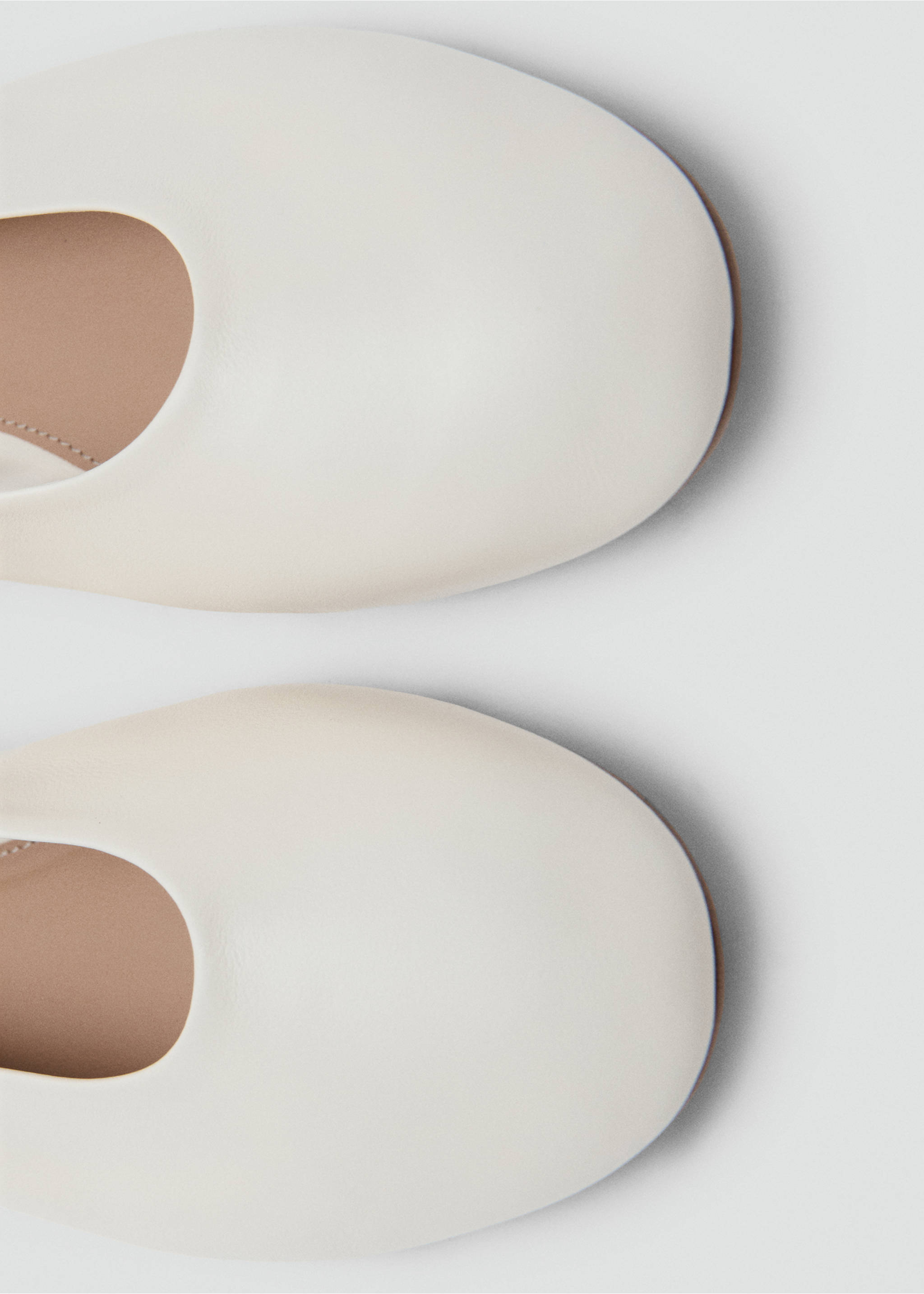 Leather ballet flats - Details of the article 3, Ecru. Ref: 17053828-00.