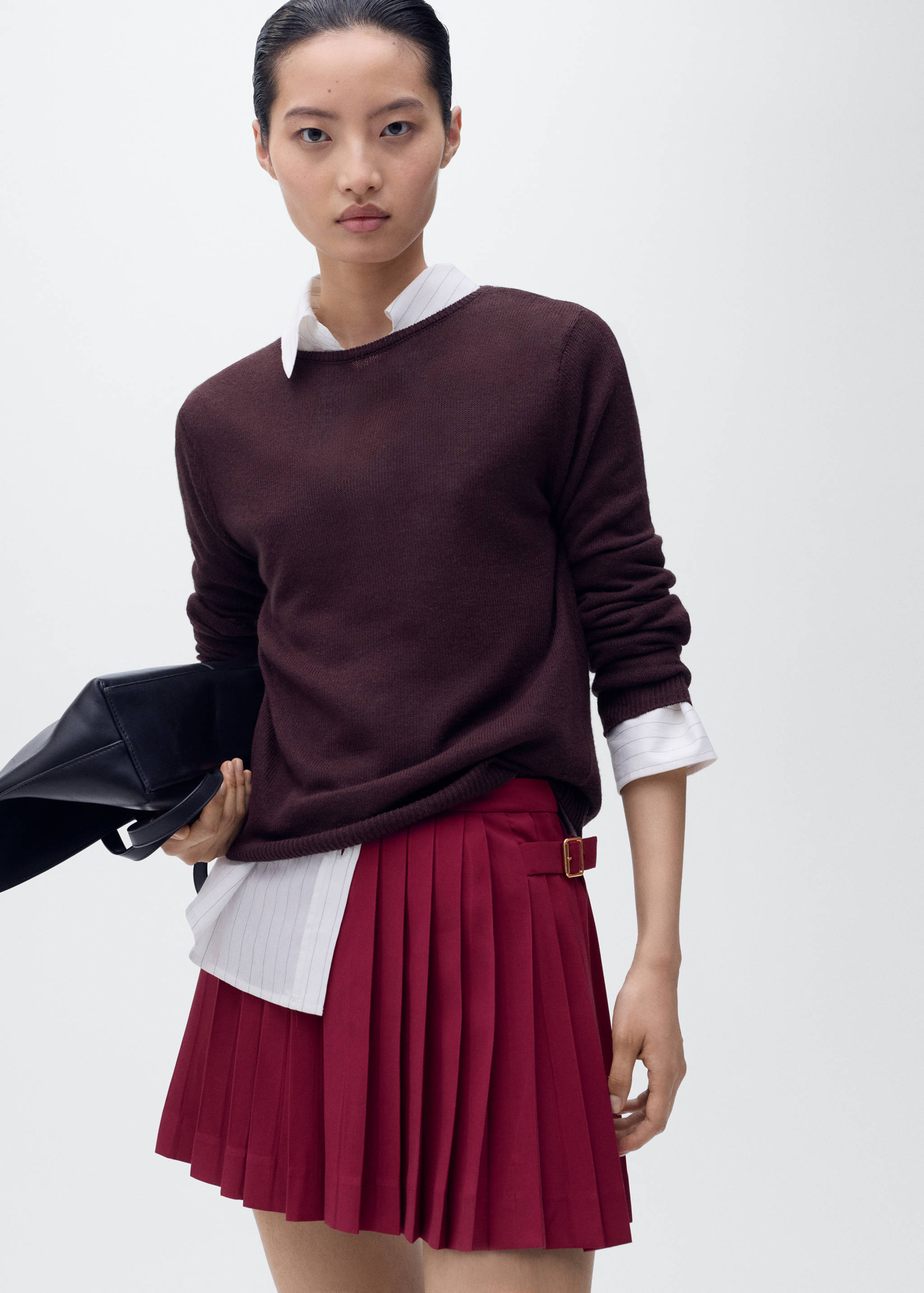 Pleated skirt with buckles - Details of the article 1