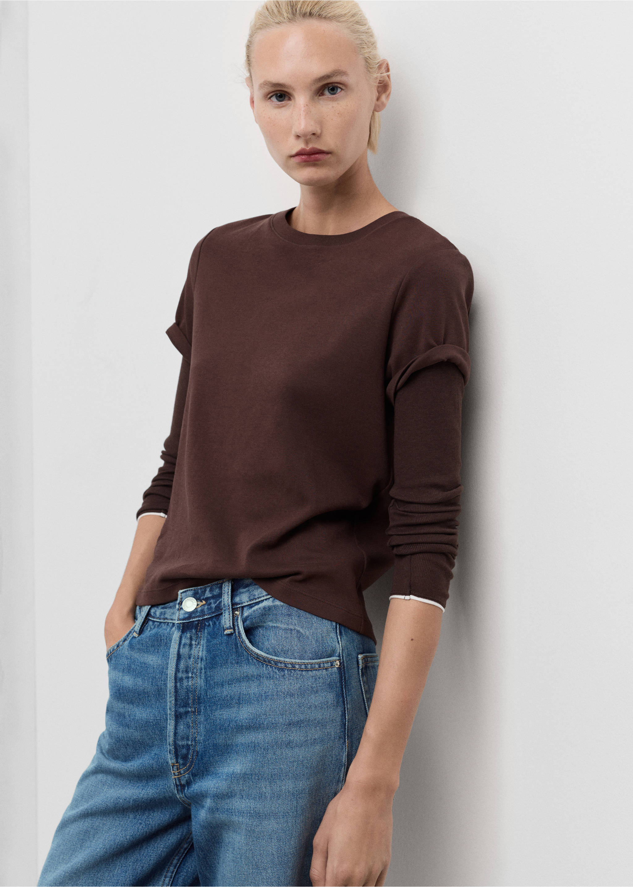 Wide leg jeans with turn-up hem - Details of the article 1, Medium Blue. Ref: 17054099-00.