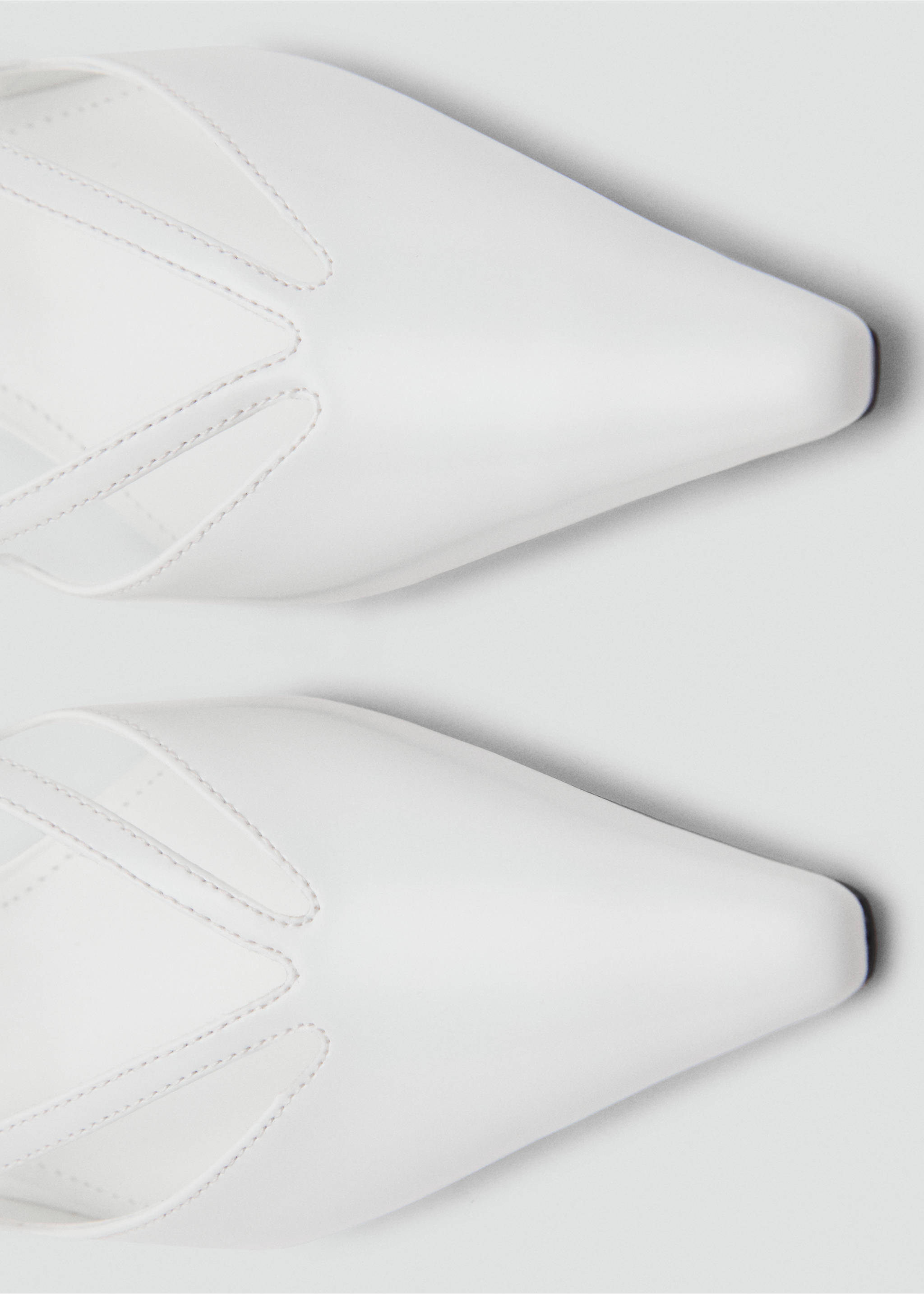 Kitten-heel pointed shoes - Details of the article 2, White. Ref: 17054103-00.