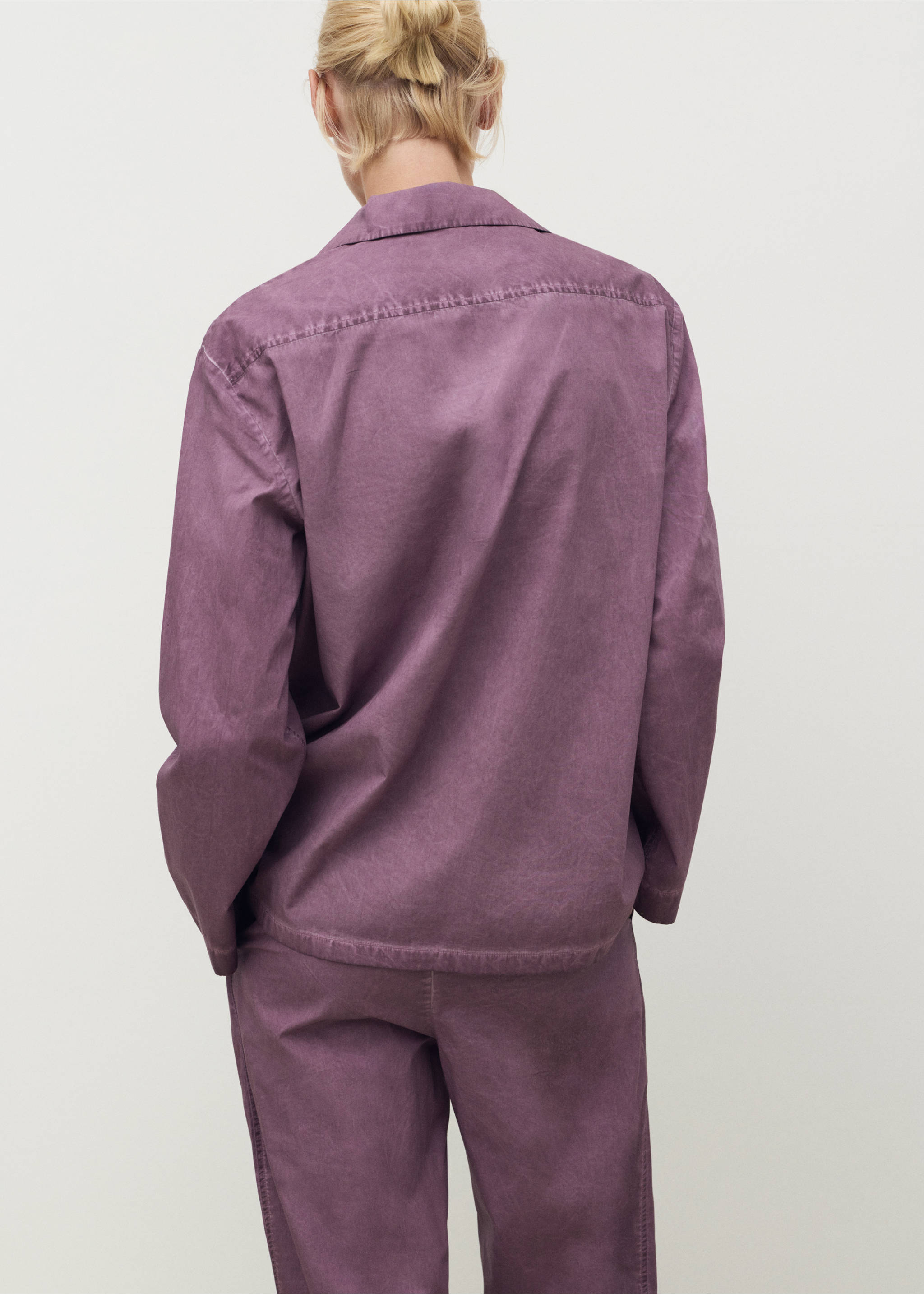 Garment-dyed cotton shirt - Reverse of the article, Plum. Ref: 17054109-00.