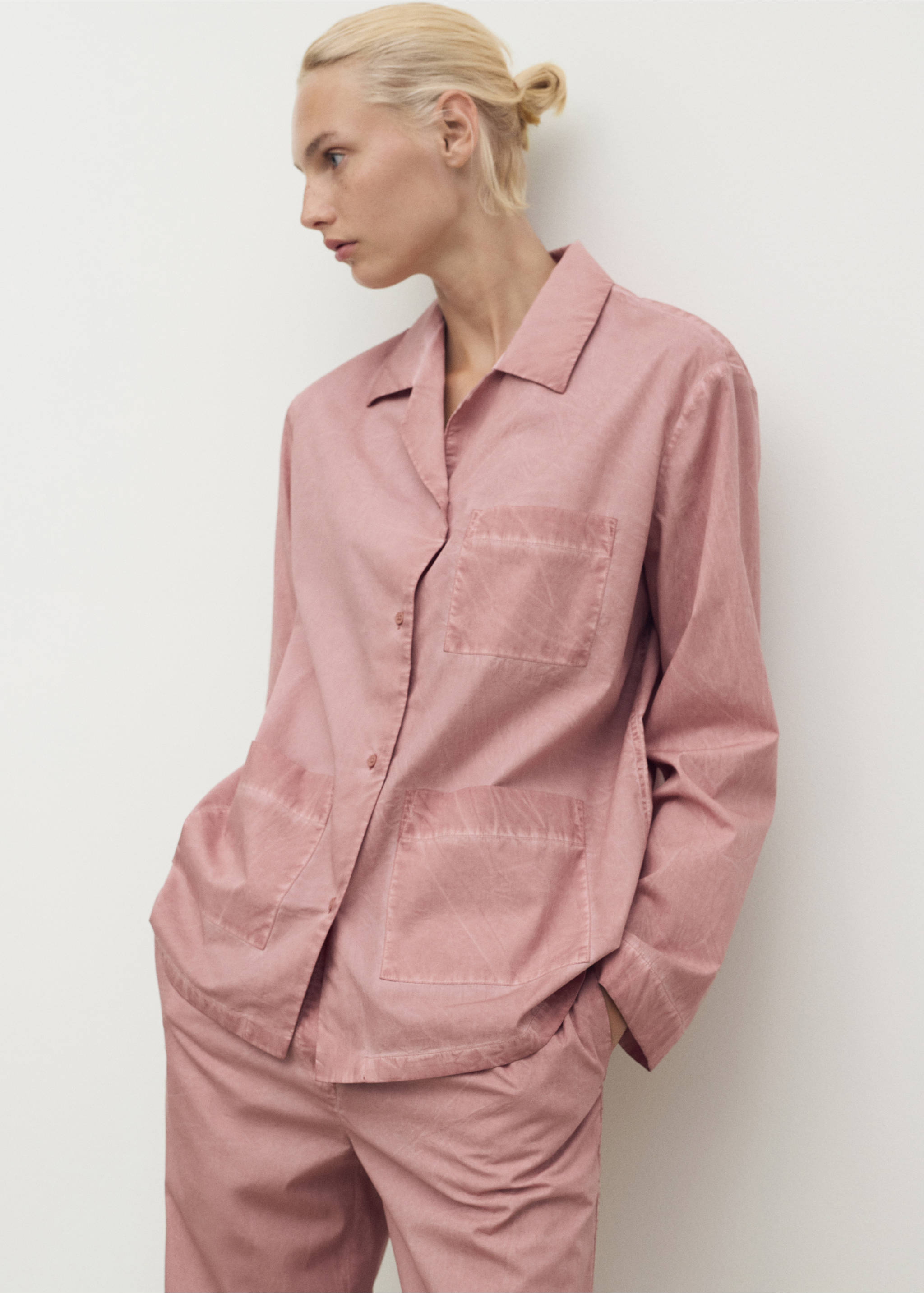 Garment-dyed cotton shirt - Medium plane, Medium Pink. Ref: 17054109-00.