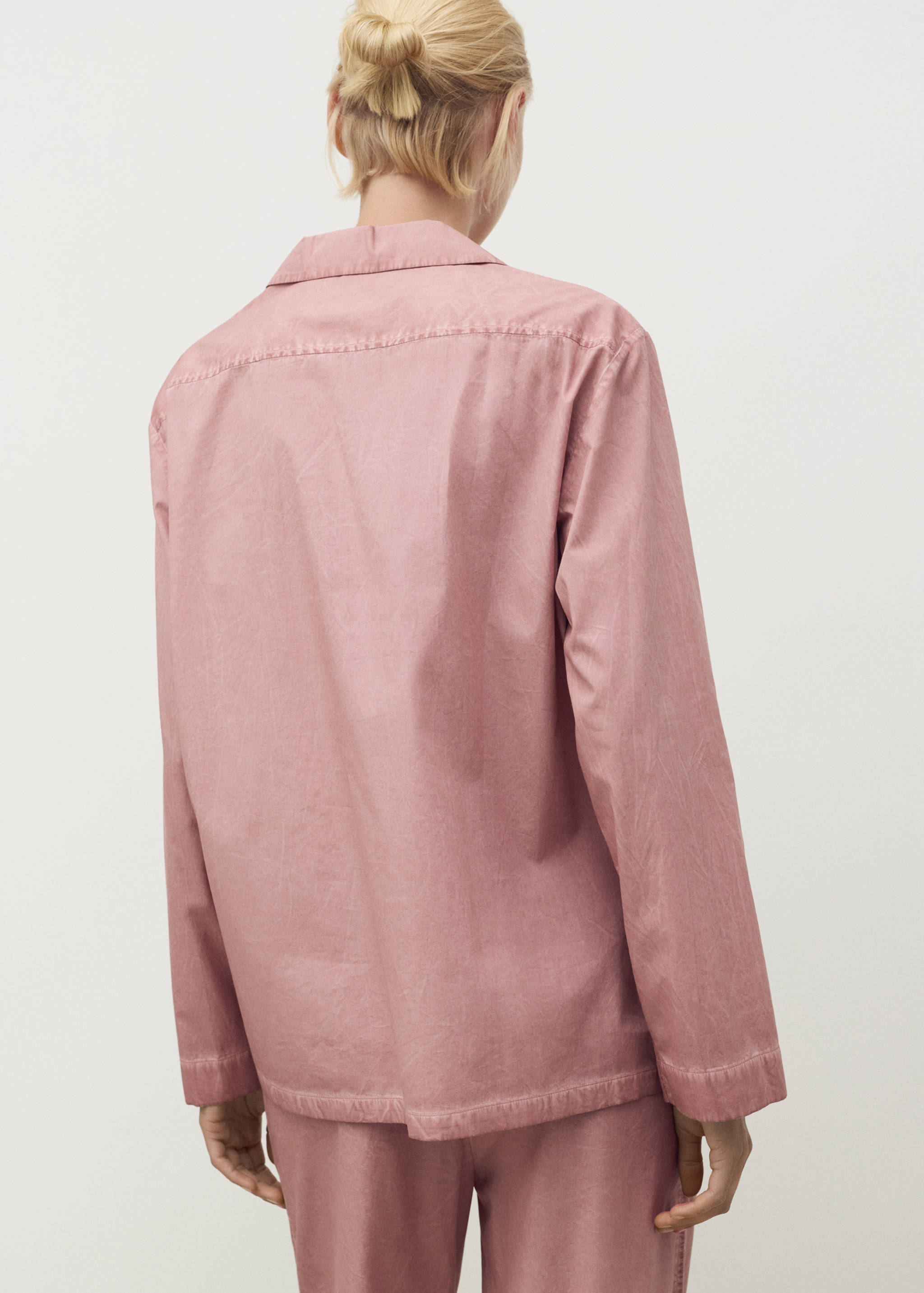 Garment-dyed cotton shirt - Reverse of the article