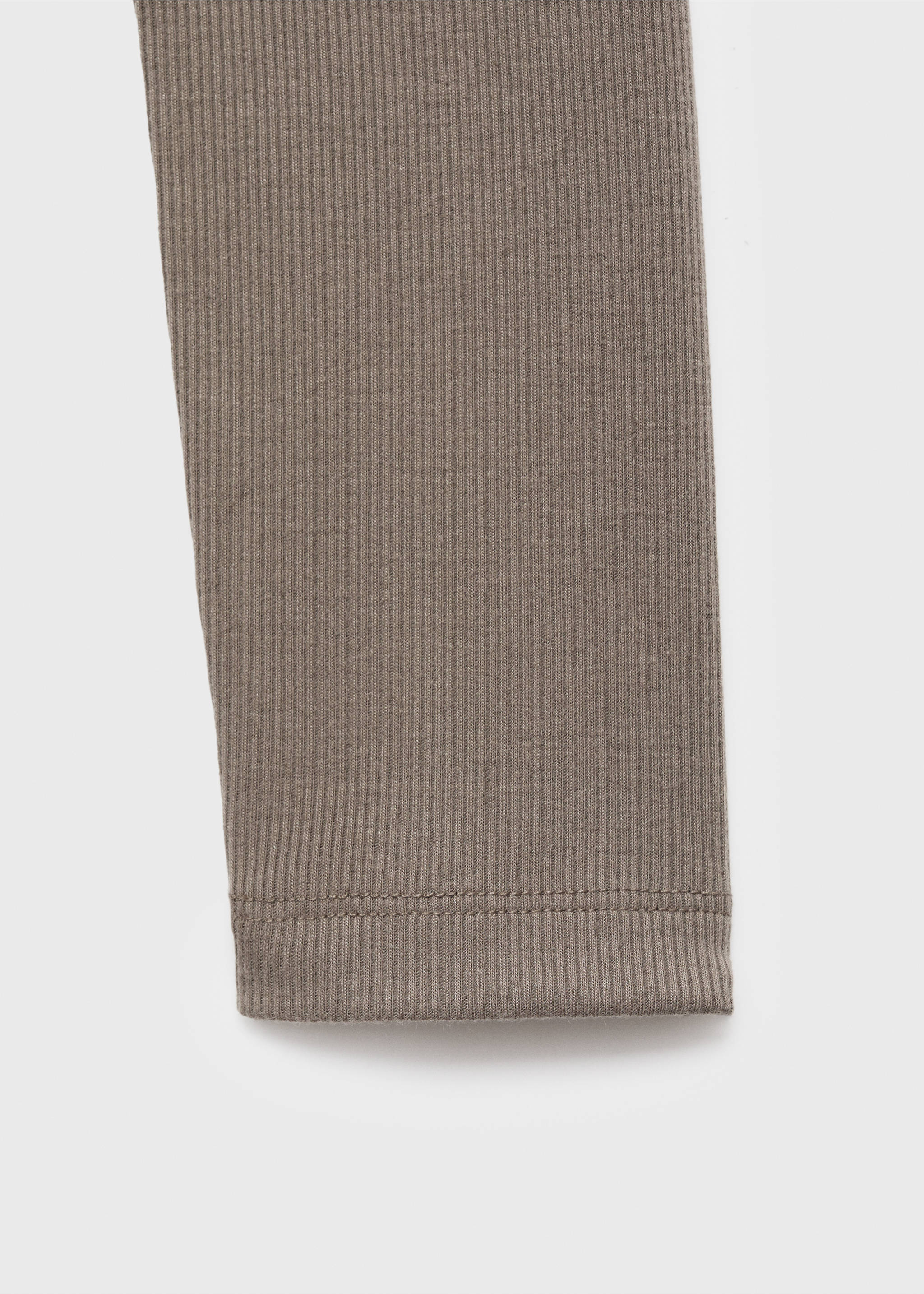 Rippstrick-T-Shirt mit Rundhalsausschnitt - Detail des Artikels 0, Mittelbraun. Ref: 17054110-00.