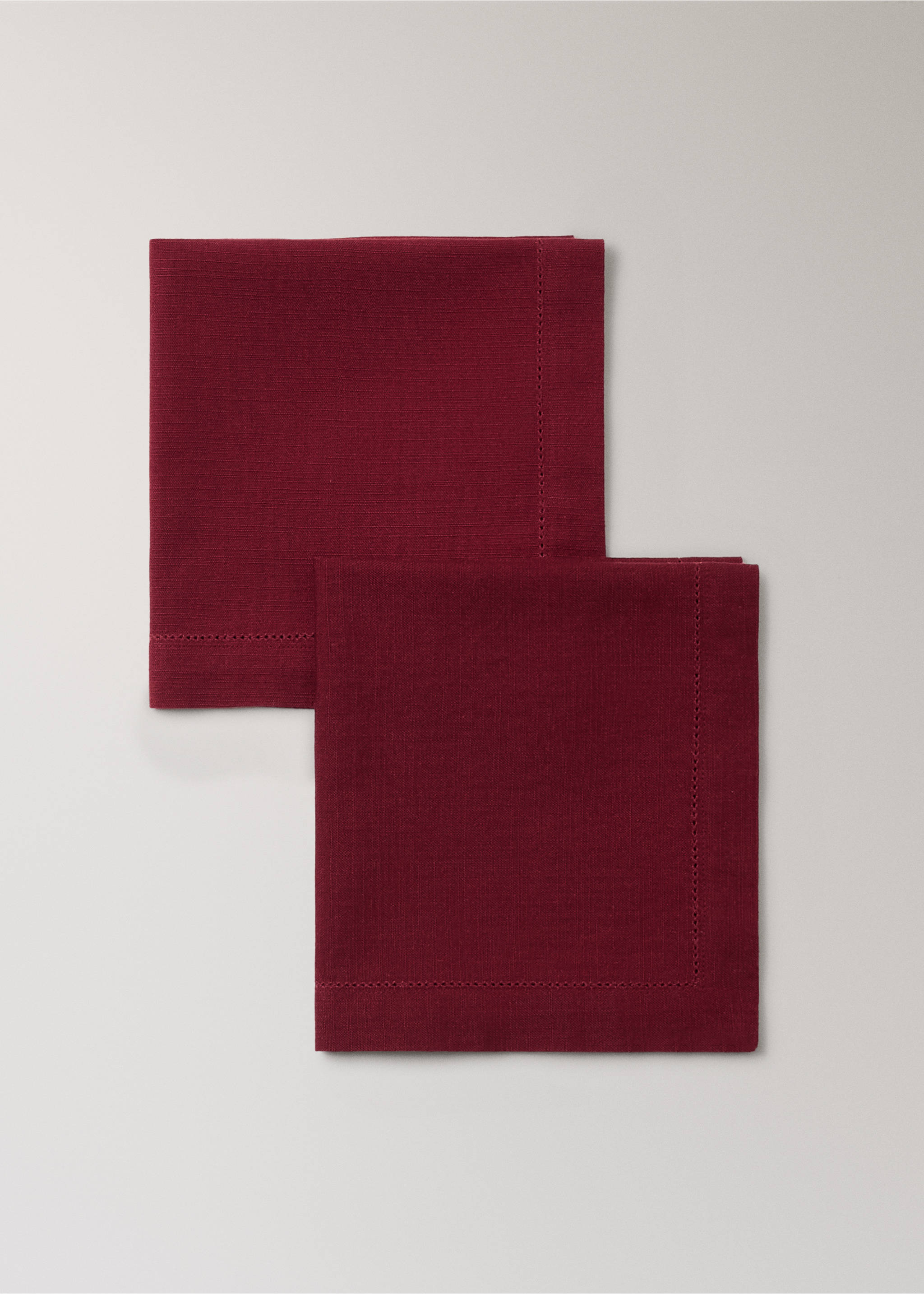 Cotton napkin with hemstitch - Details of the article 1, Red. Ref: 17054129-00.