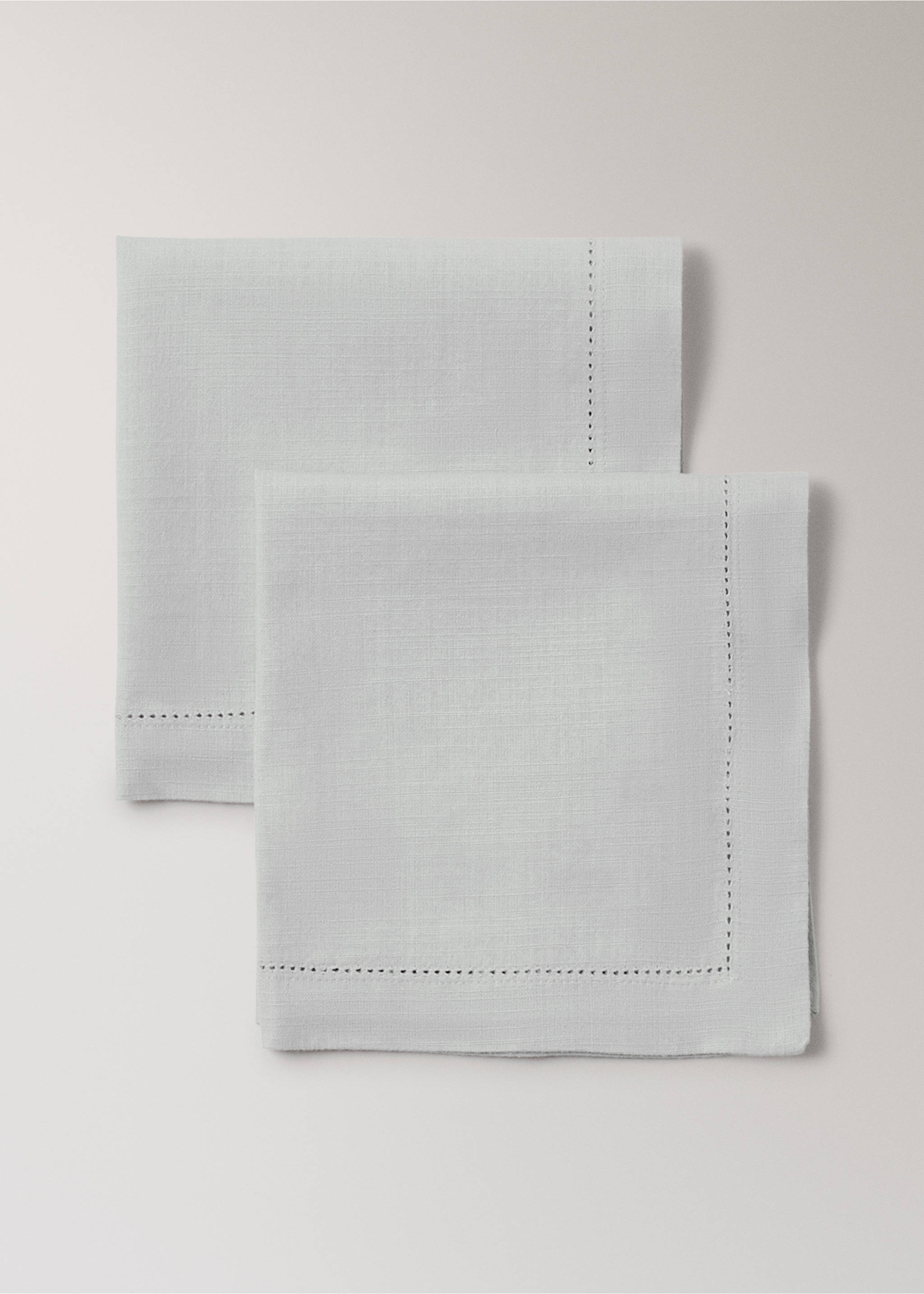 Cotton napkin with hemstitch - Details of the article 1, Grey. Ref: 17054129-00.