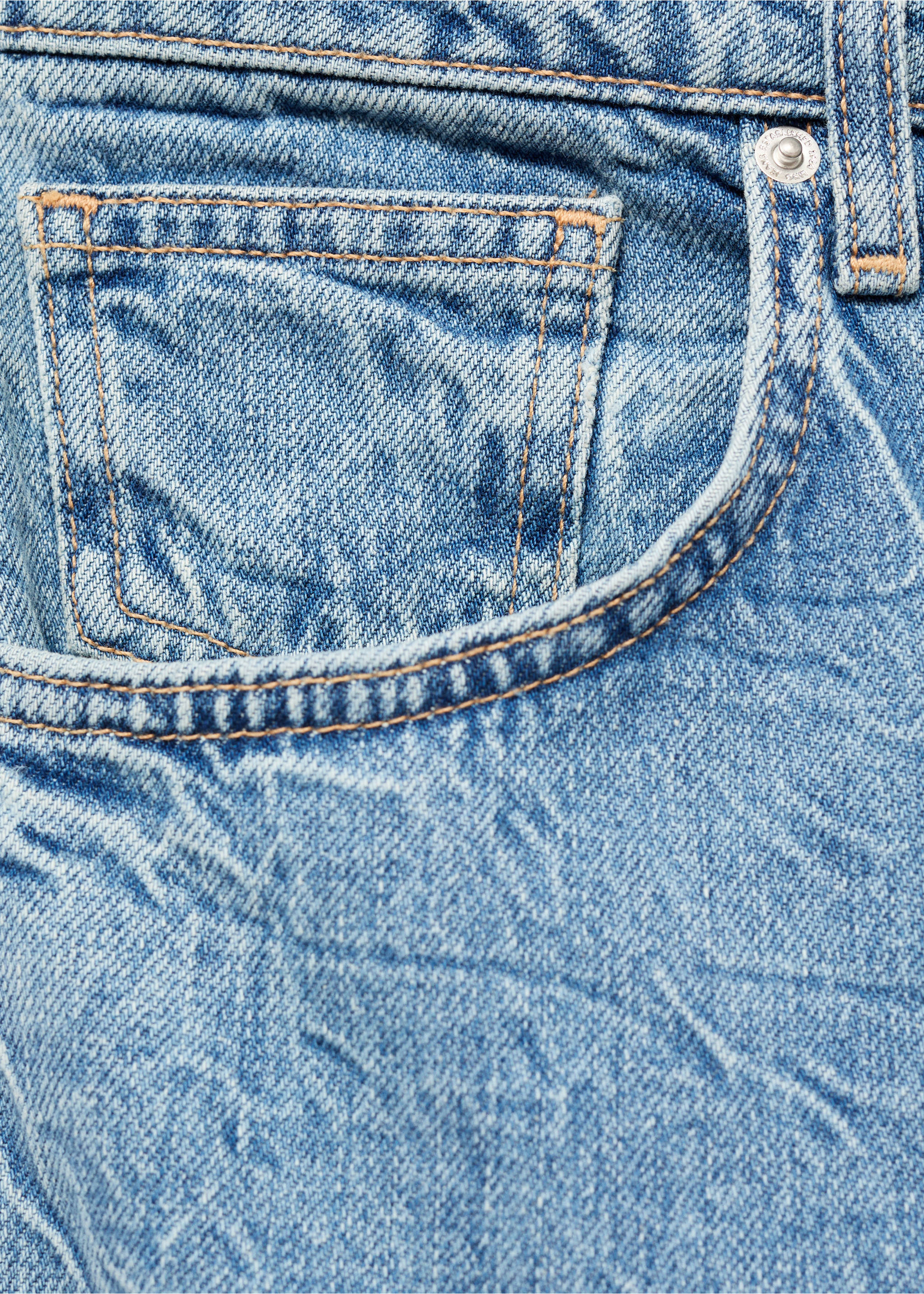 Straight-fit jeans with a creased effect - Details of the article 8, Medium Blue. Ref: 17054137-00.