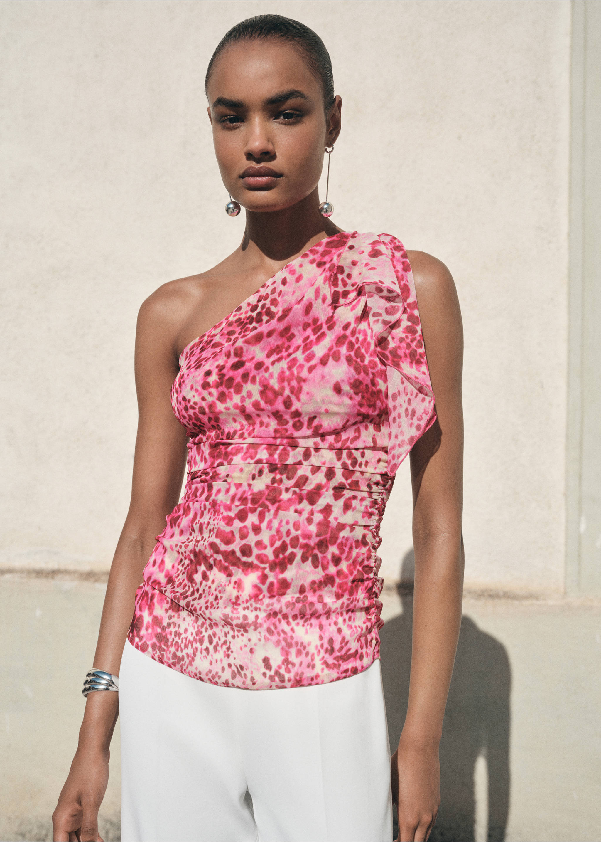 Asymmetric printed top - Medium plane, Fuchsia. Ref: 17054145-00.