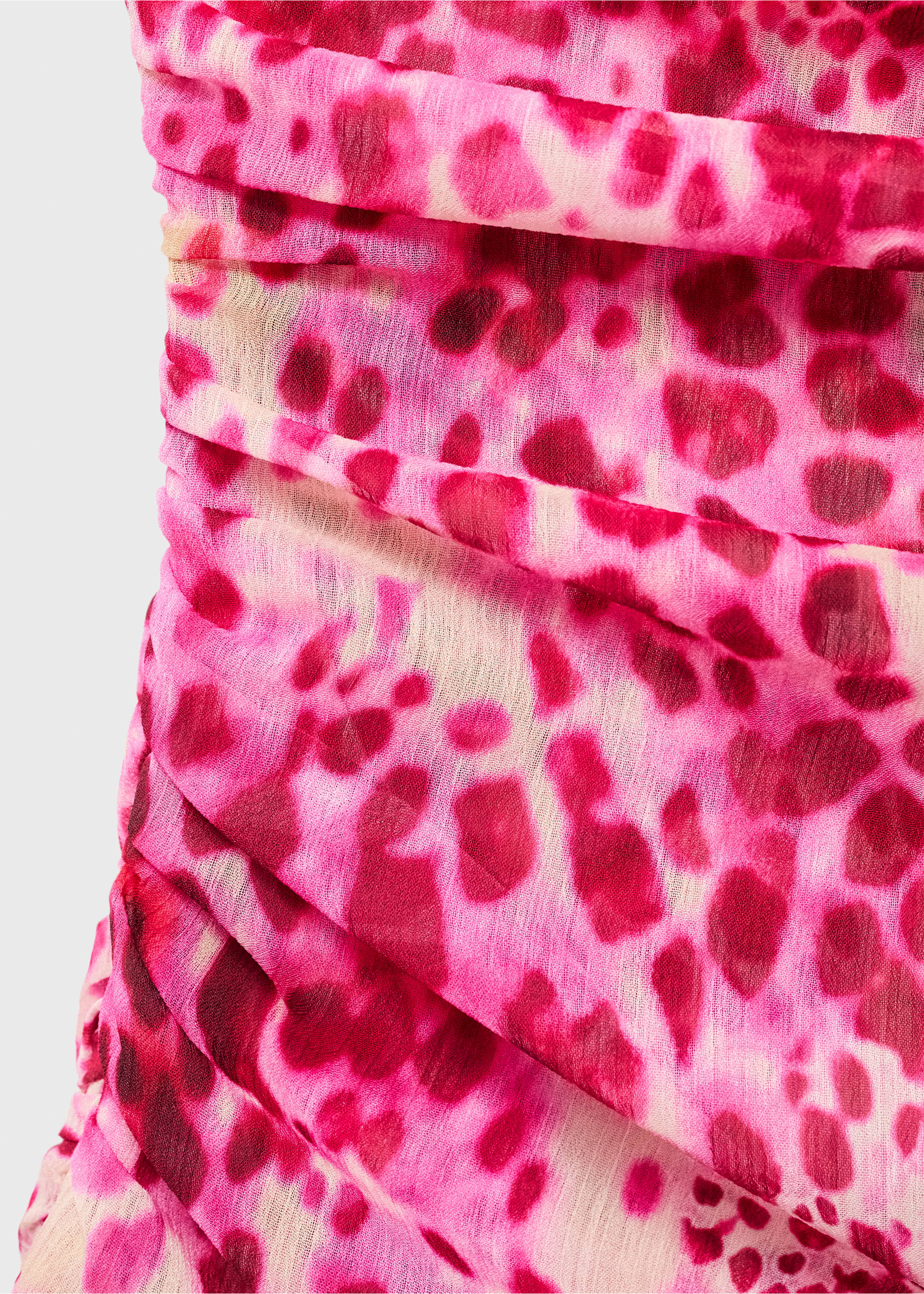 Asymmetric printed top - Details of the article 0, Fuchsia. Ref: 17054145-00.