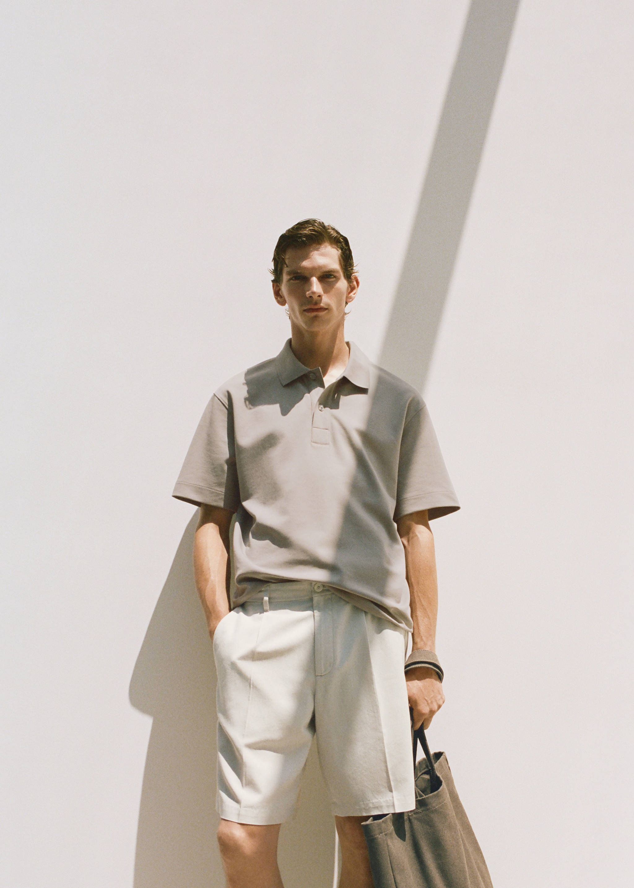 Relaxed-fit cotton polo - Details of the article 3, Light/Pastel Grey. Ref: 17054432-00.