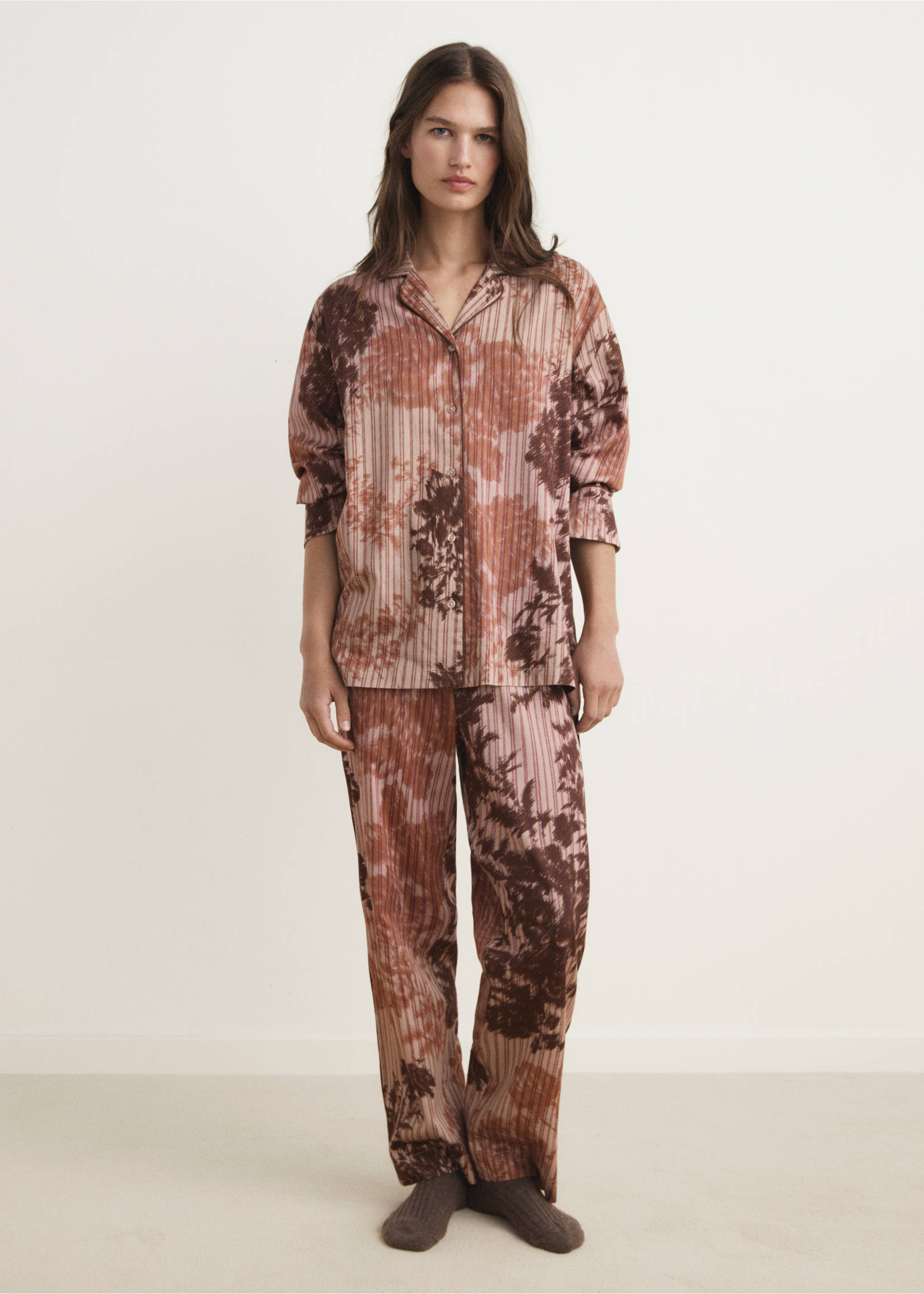 Pyjama shirt with blurred print - General plane, Brown. Ref: 17054438-00.