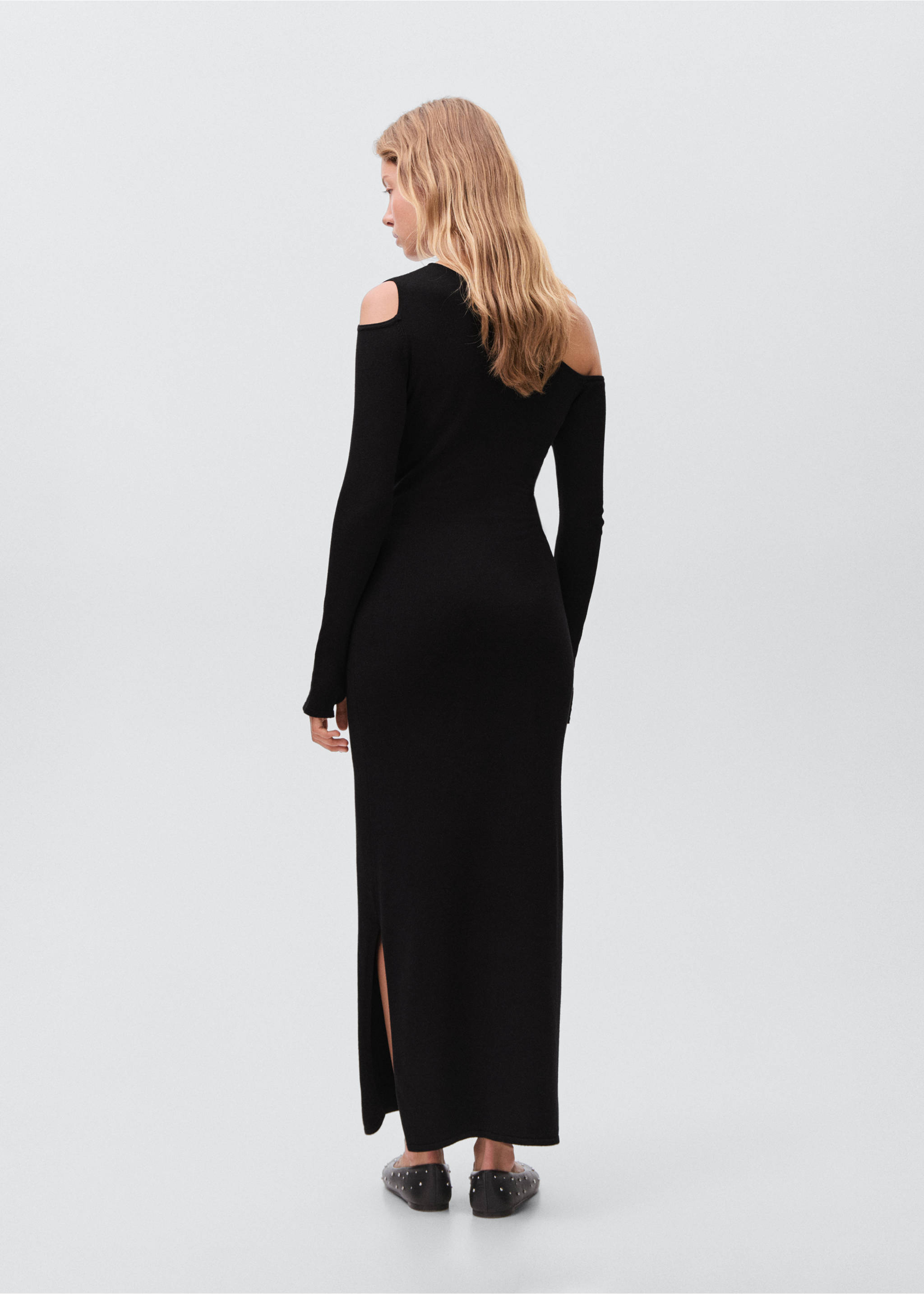 Asymmetrical dress with cut-out - Reverse of the article, Black. Ref: 17054777-00.
