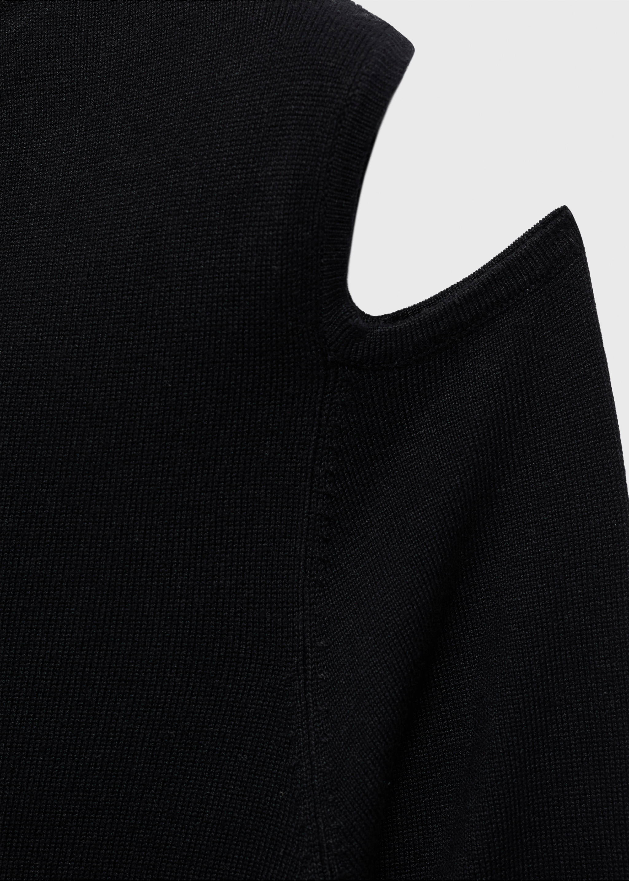 Asymmetrical dress with cut-out - Details of the article 8, Black. Ref: 17054777-00.