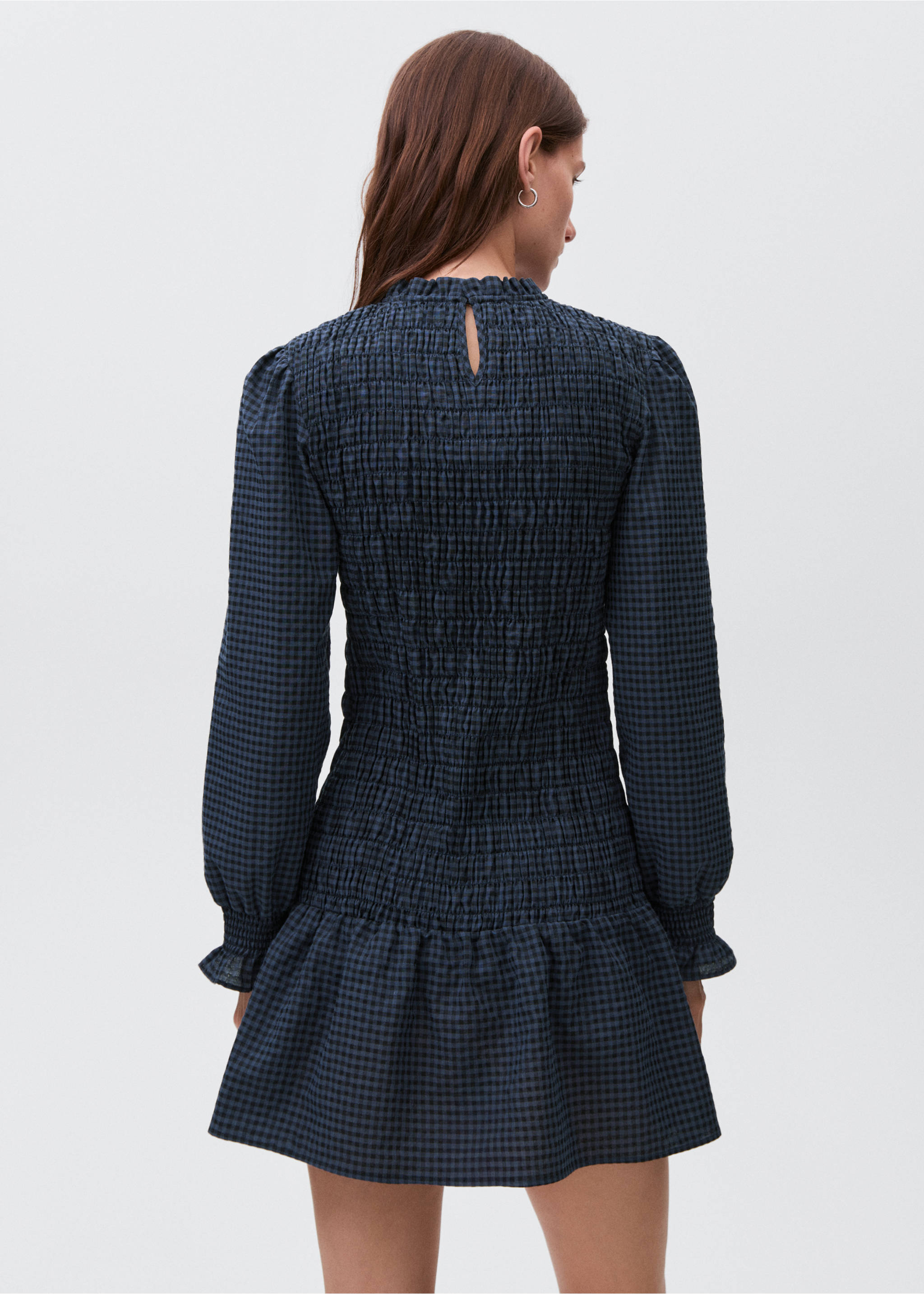 Vestit quadres frunzit - Revers de l'article, Negre. Ref: 17054778-00.