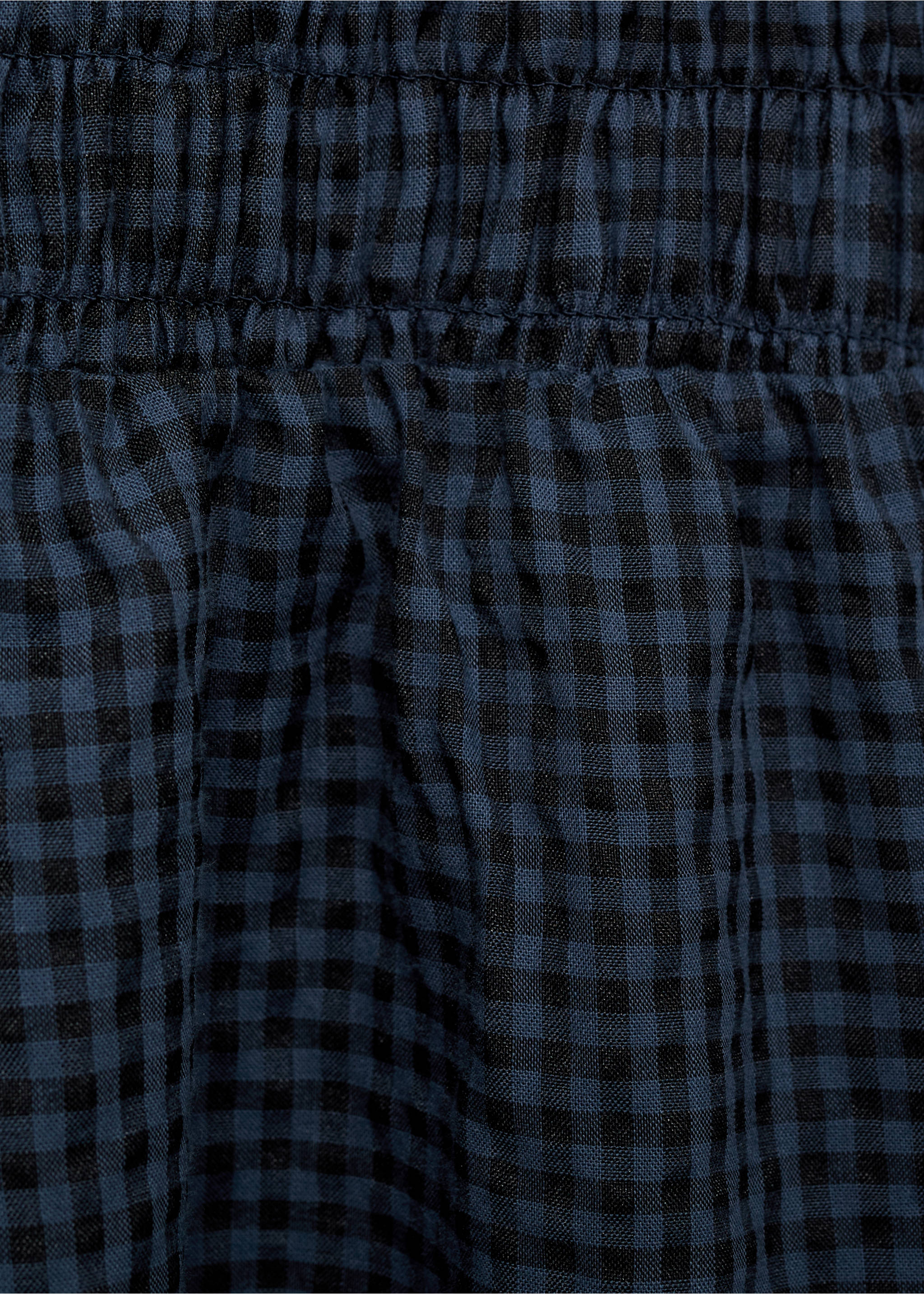 Vestit quadres frunzit - Detall de l'article 0, Negre. Ref: 17054778-00.