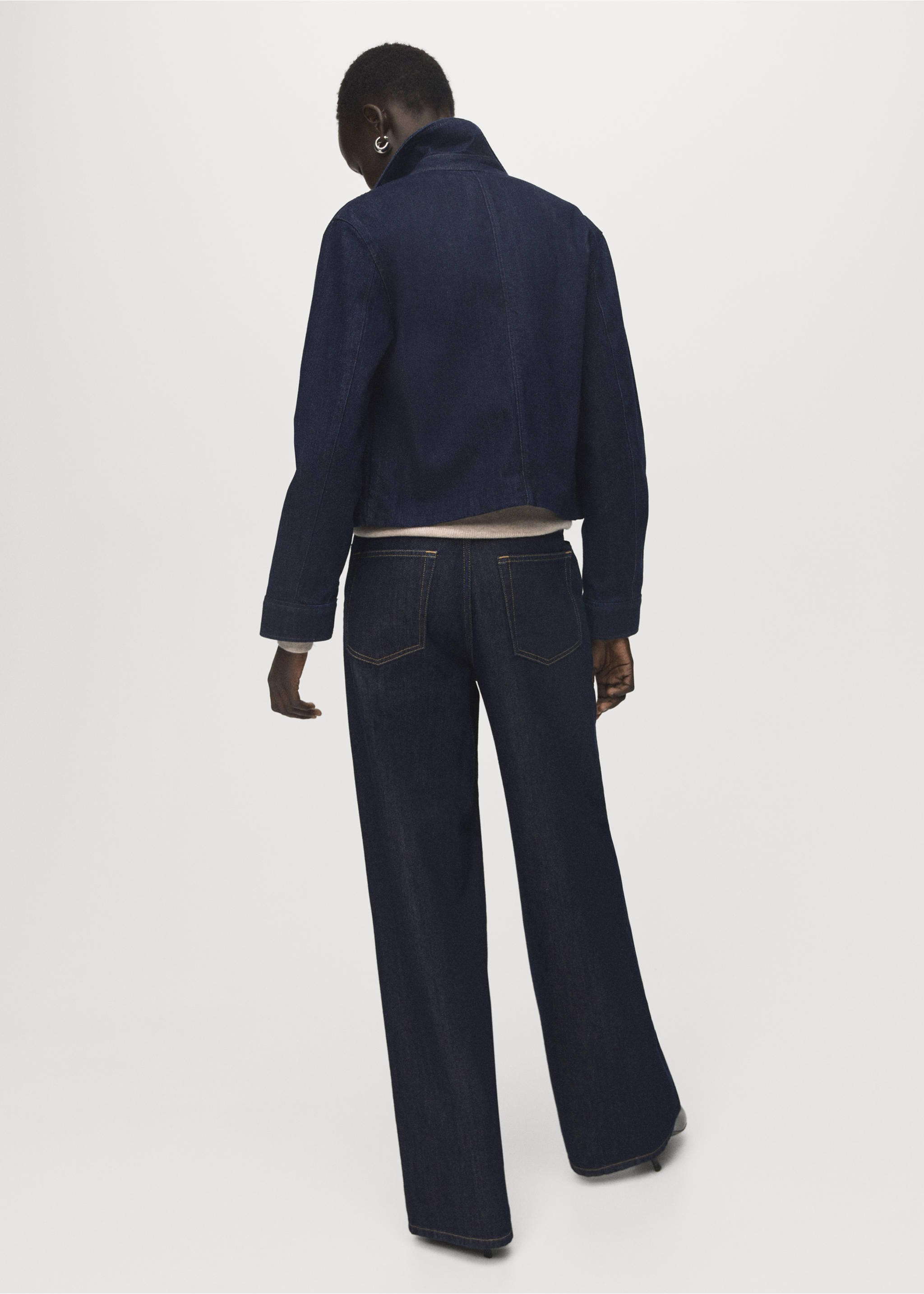 Jeansjacke mit Taschen - Rückseite des Artikels, Blau. Ref: 17054785-00.